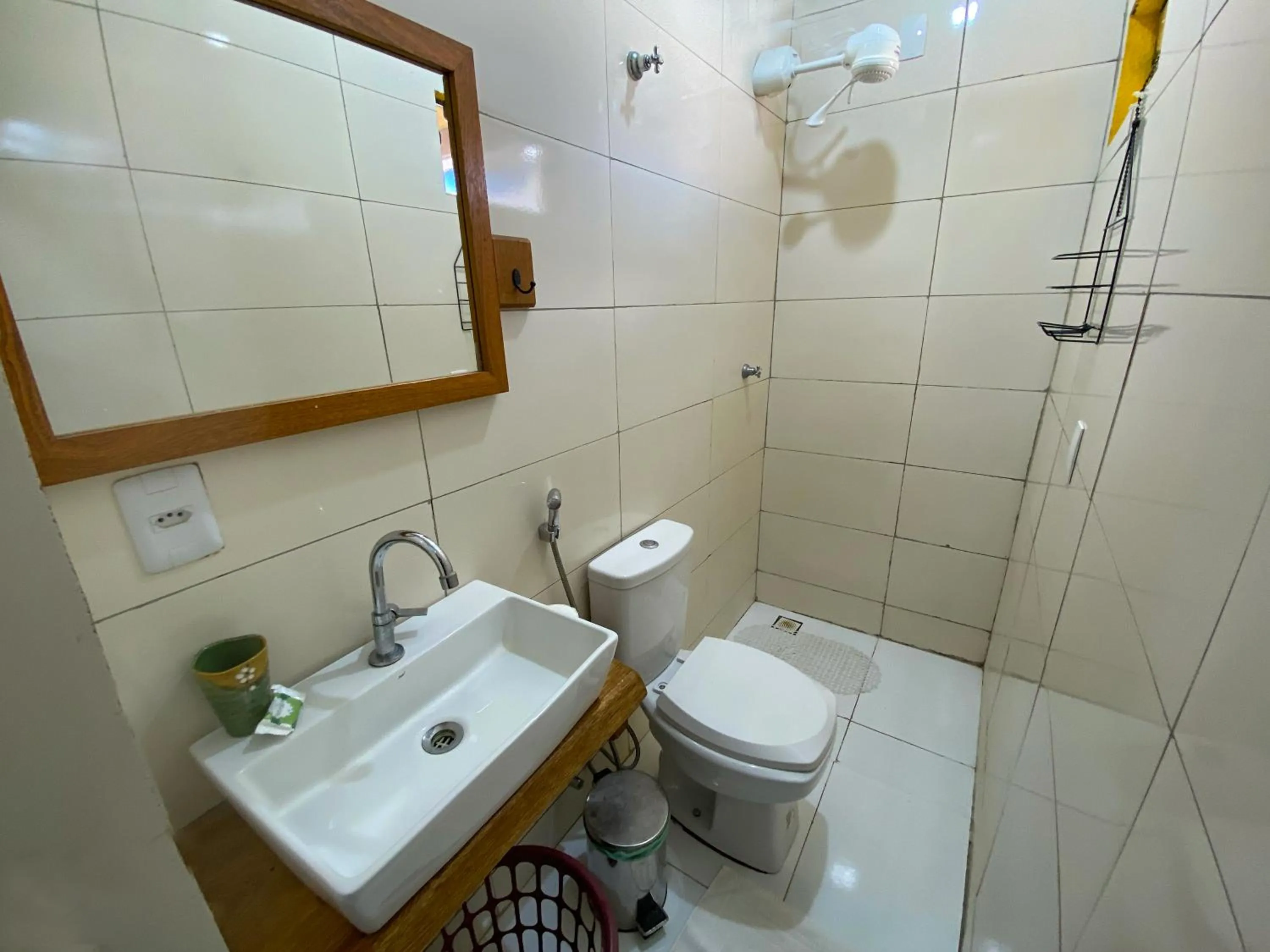 Shower in Pousada Segredo