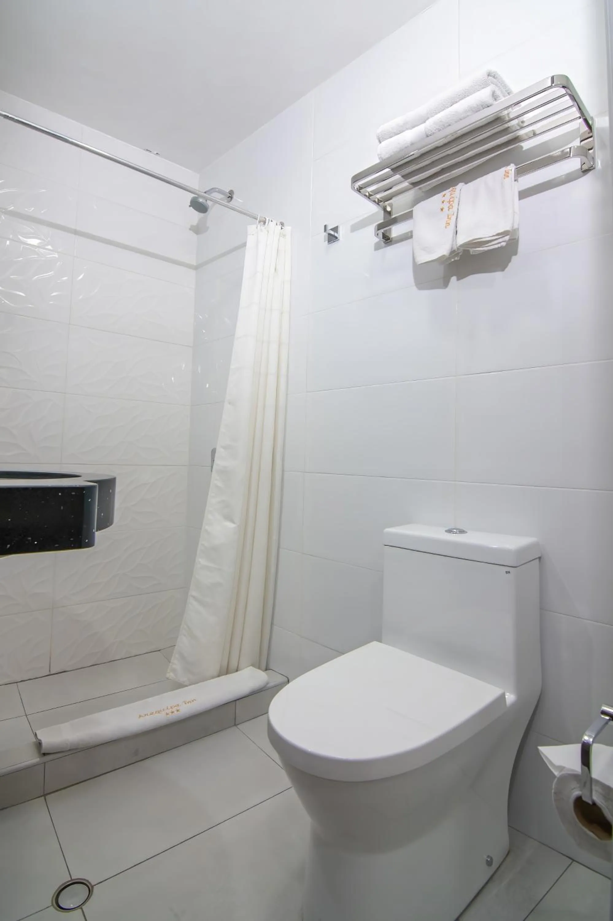 Bathroom in Arequipa Inn