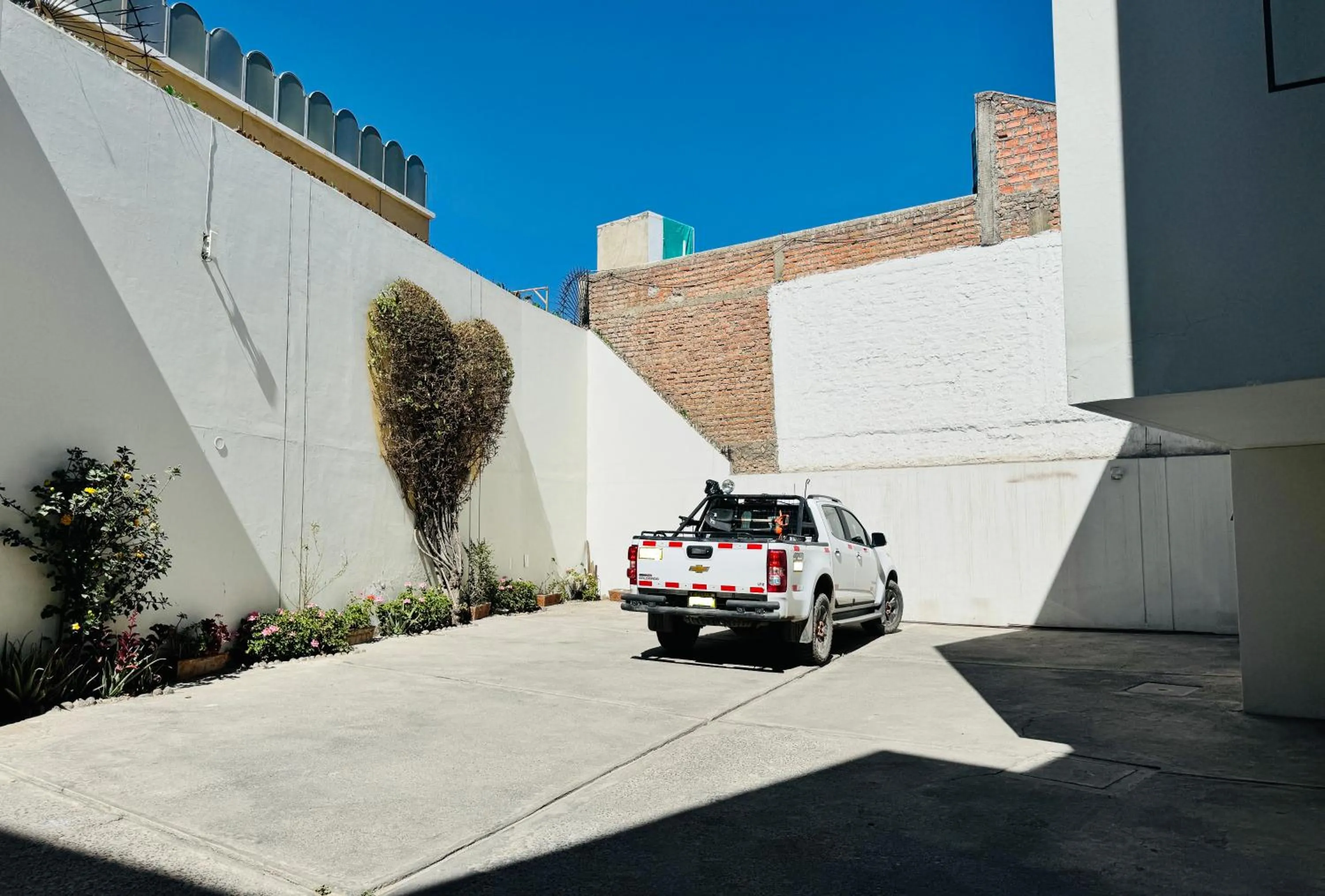 Parking in Arequipa Inn