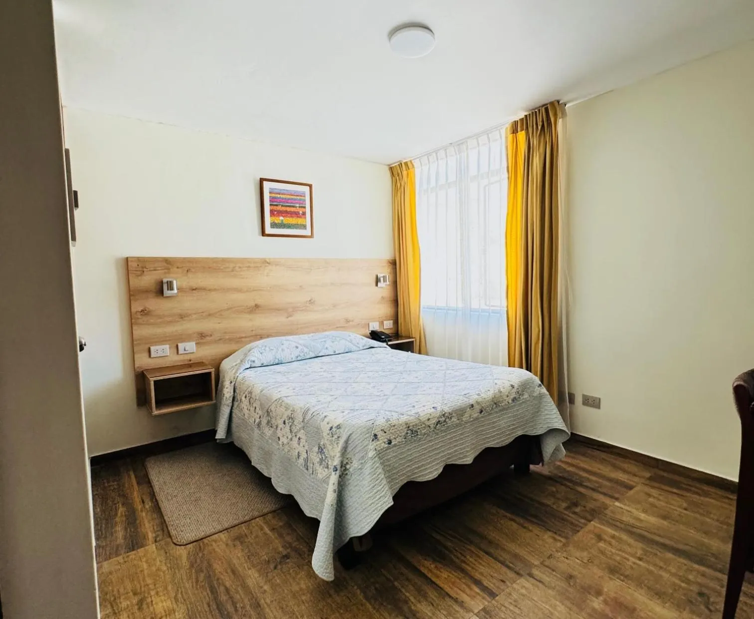 Photo of the whole room, Bed in Arequipa Inn