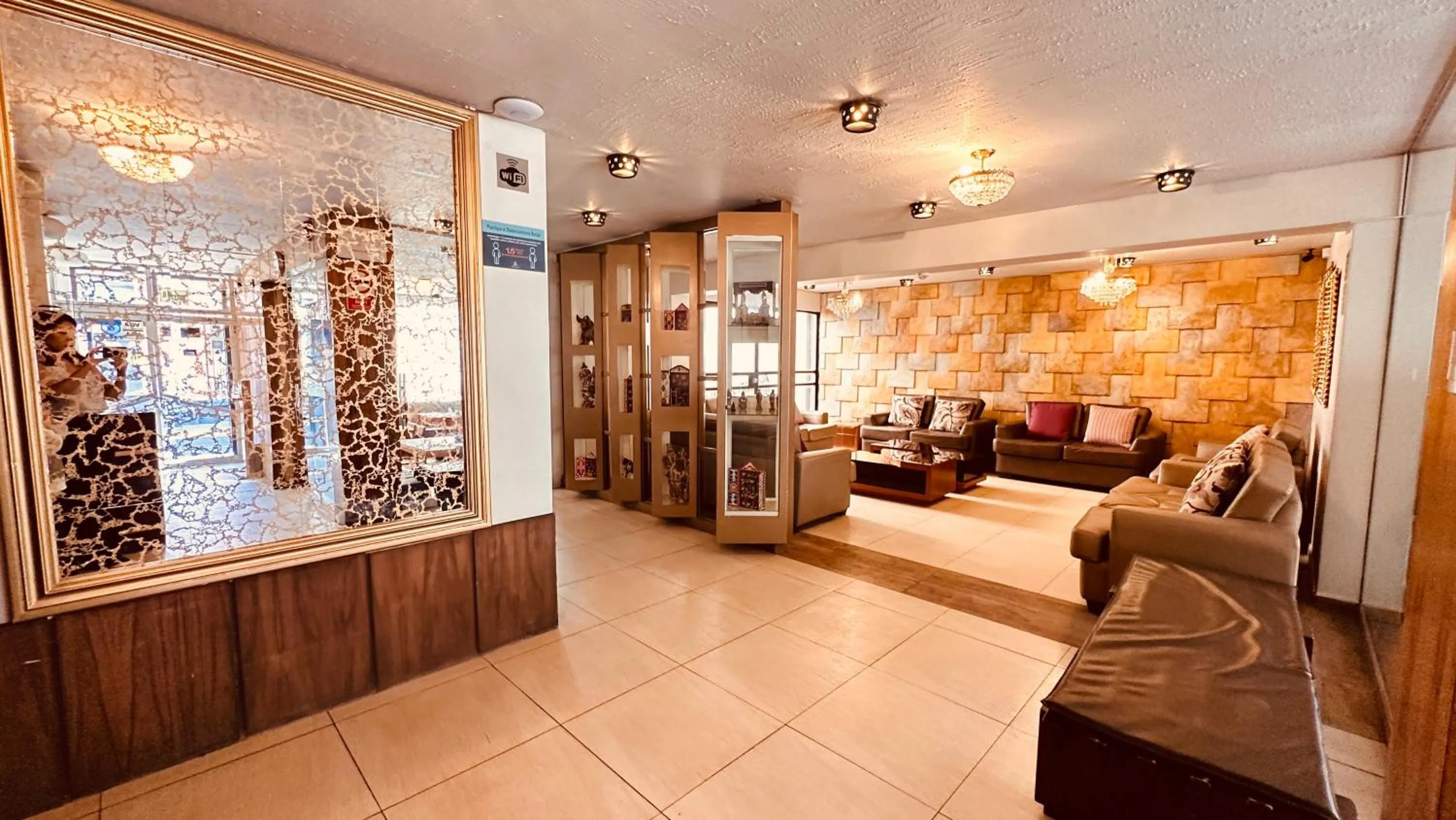 Living room in Arequipa Inn