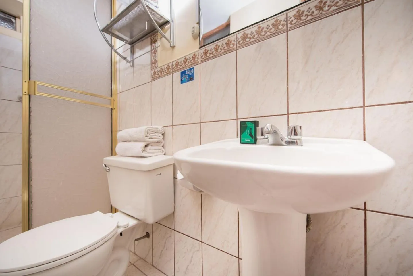 Bathroom in Ayenda Casa Escondida San Cristóbal Premium