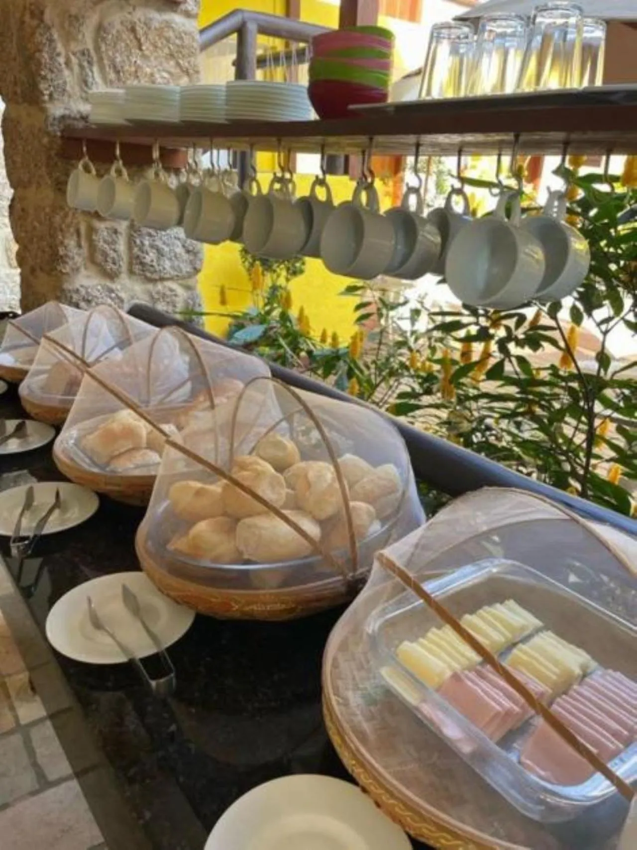 Food in Pousada Cicerone - Portal das Artes - Com Gerador de Energia