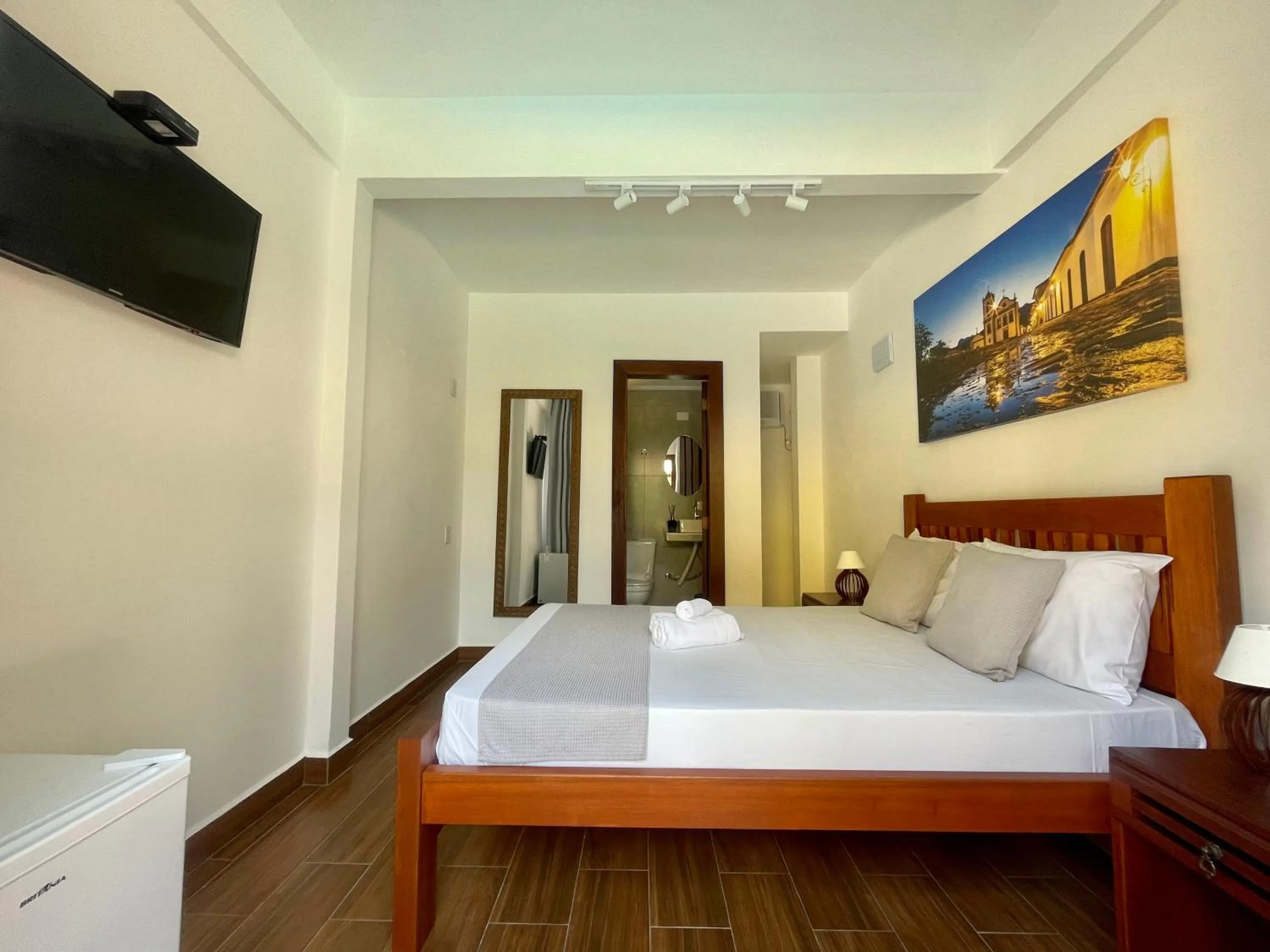 Photo of the whole room, Bed in Pousada Cicerone - Portal das Artes - Com Gerador de Energia