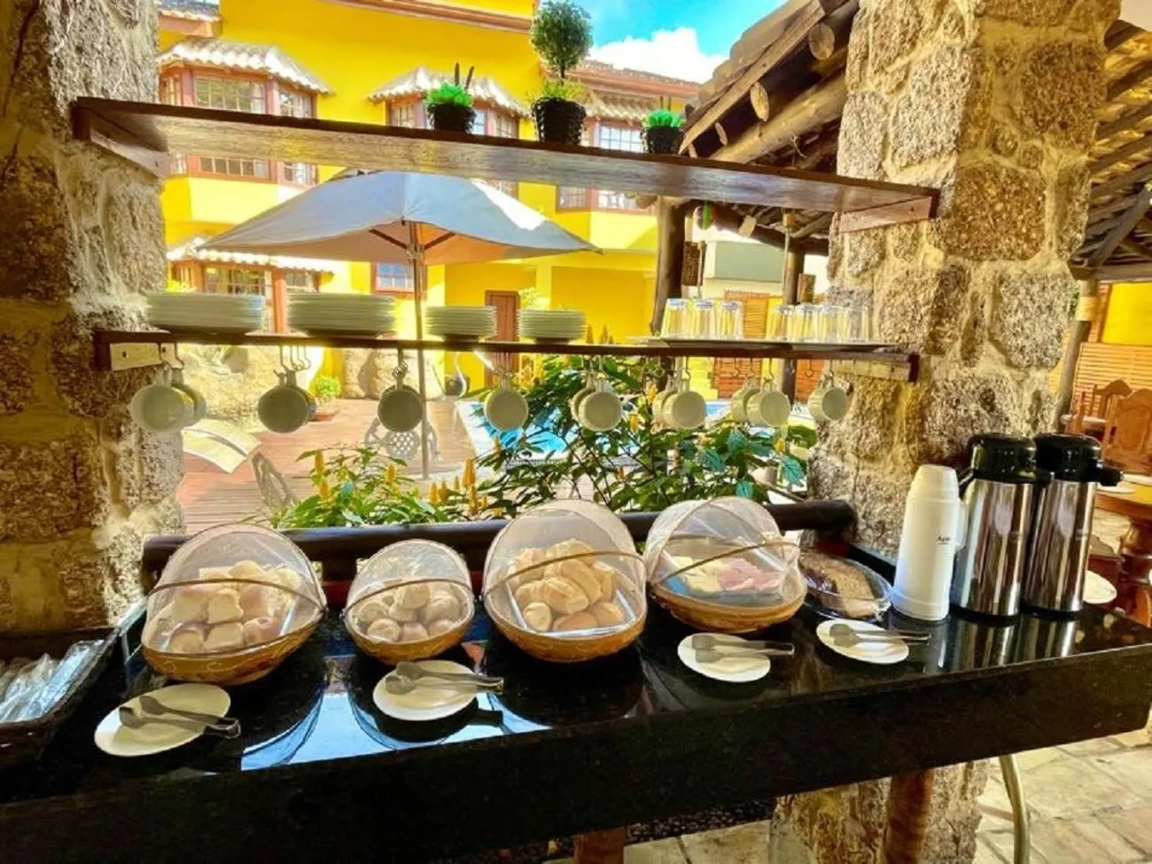 Breakfast in Pousada Cicerone - Portal das Artes - Com Gerador de Energia