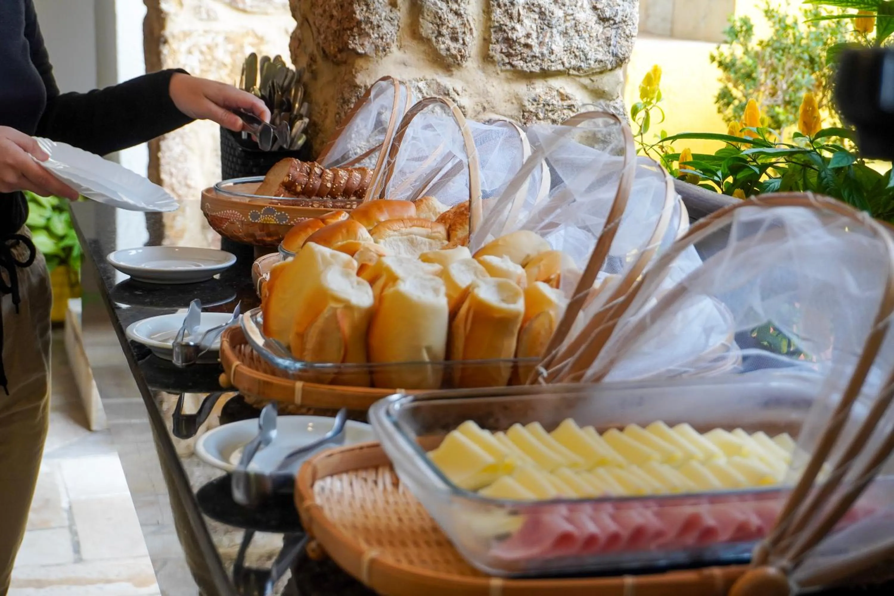 Breakfast in Pousada Cicerone - Portal das Artes - Com Gerador de Energia