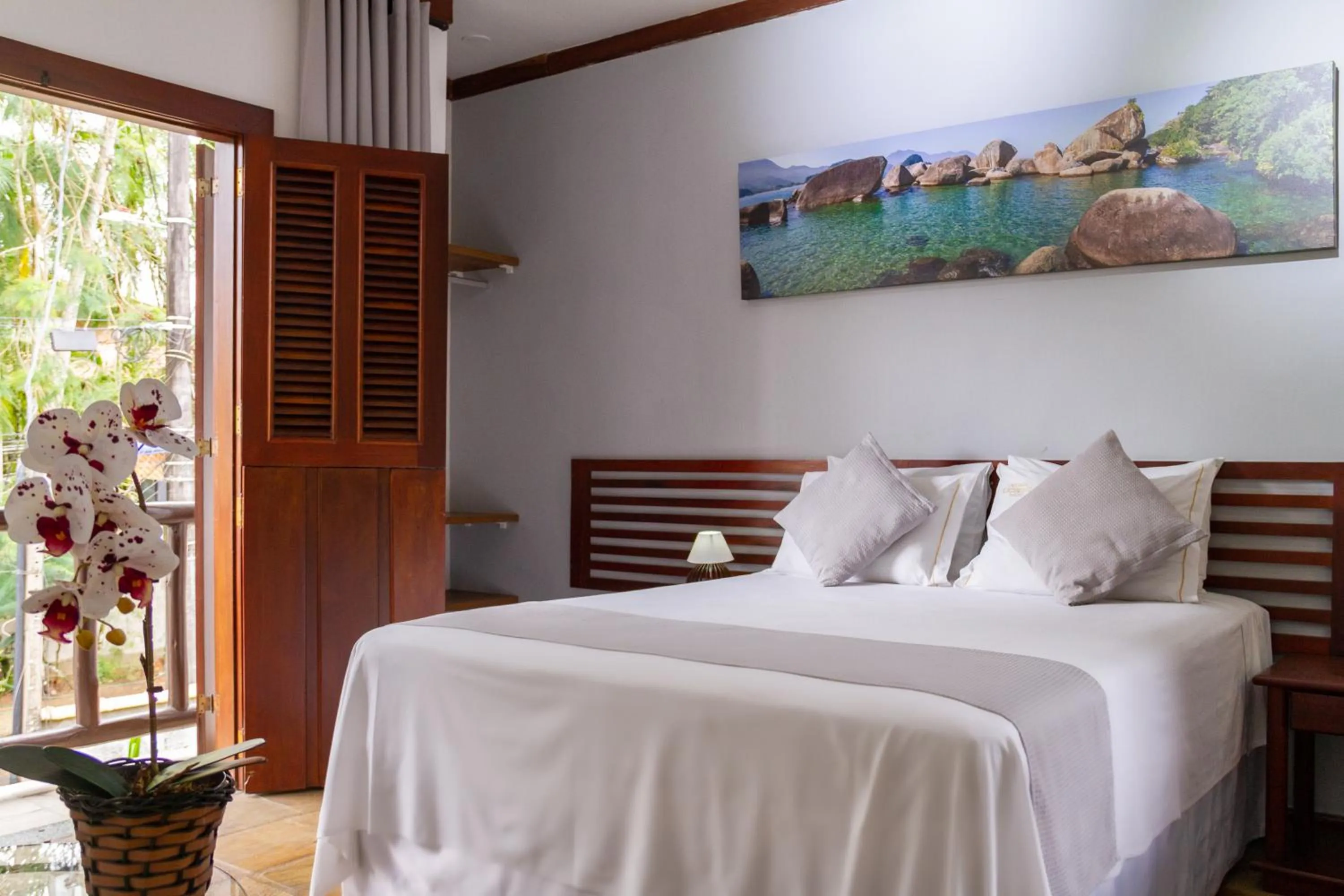 Balcony/Terrace, Bed in Pousada Cicerone - Portal das Artes - Com Gerador de Energia