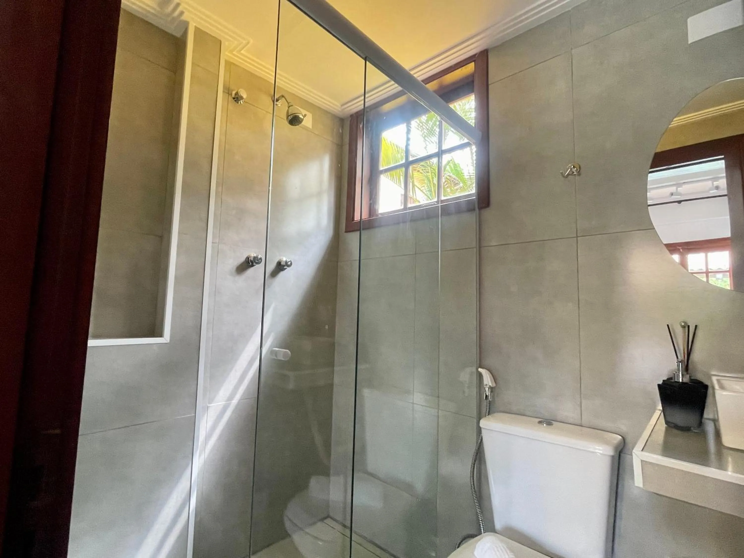 Shower in Pousada Cicerone - Portal das Artes - Com Gerador de Energia