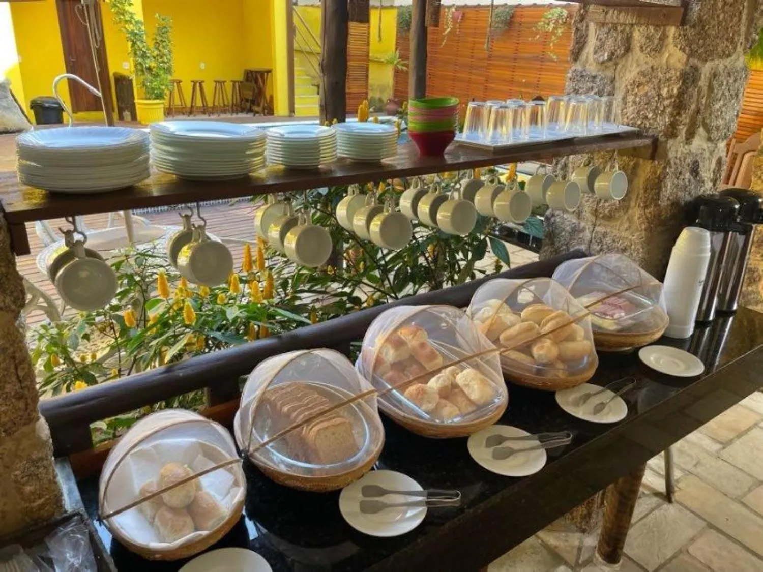 Continental breakfast in Pousada Cicerone - Portal das Artes - Com Gerador de Energia