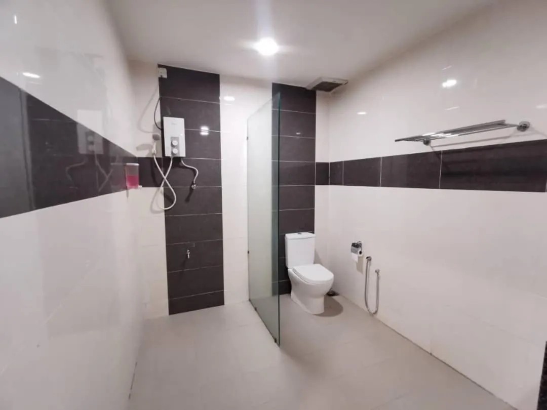 Adina Drive In Motel