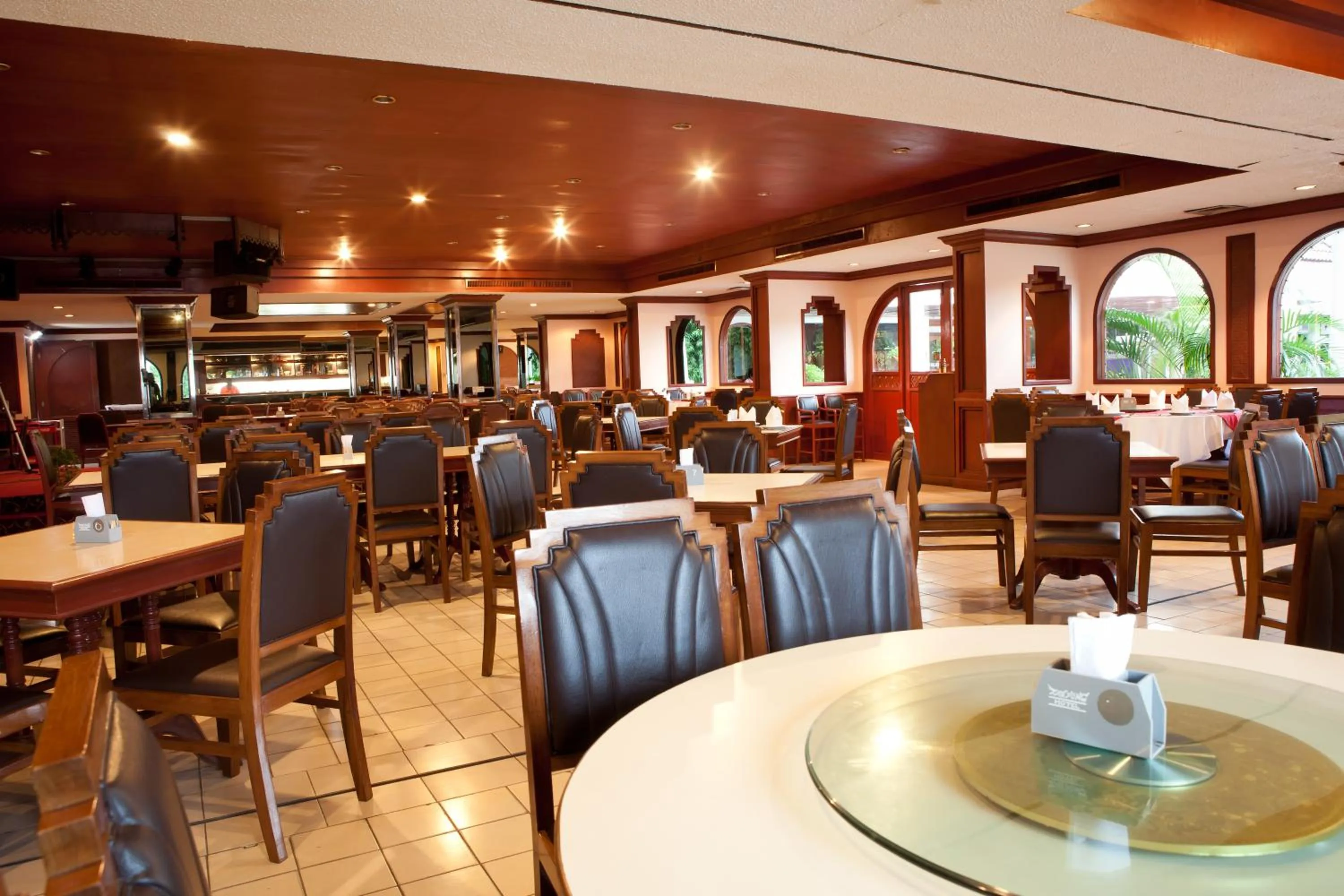 Restaurant/places to eat in Tanyong Hotel