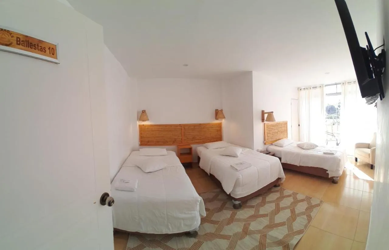 Property building, Bed in Paracas Guest House