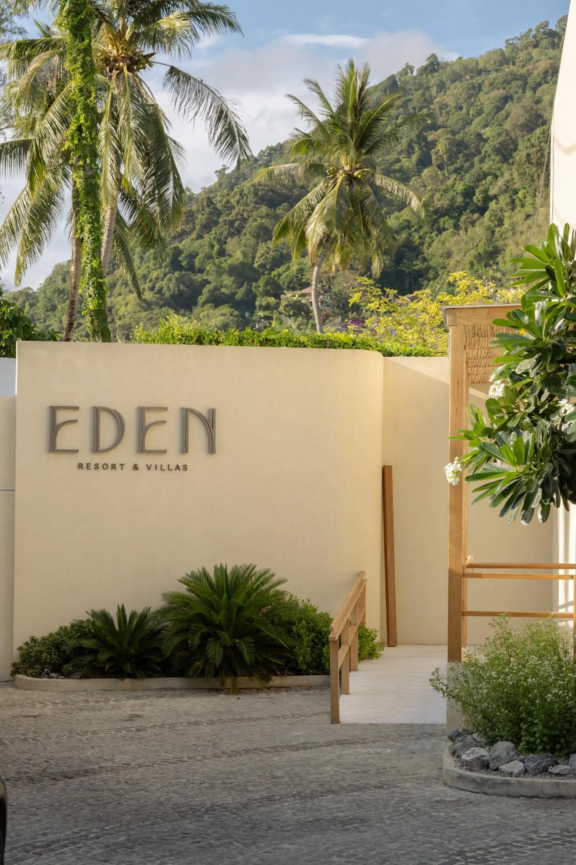 Facade/entrance in Eden Resort & Villas Phuket Patong