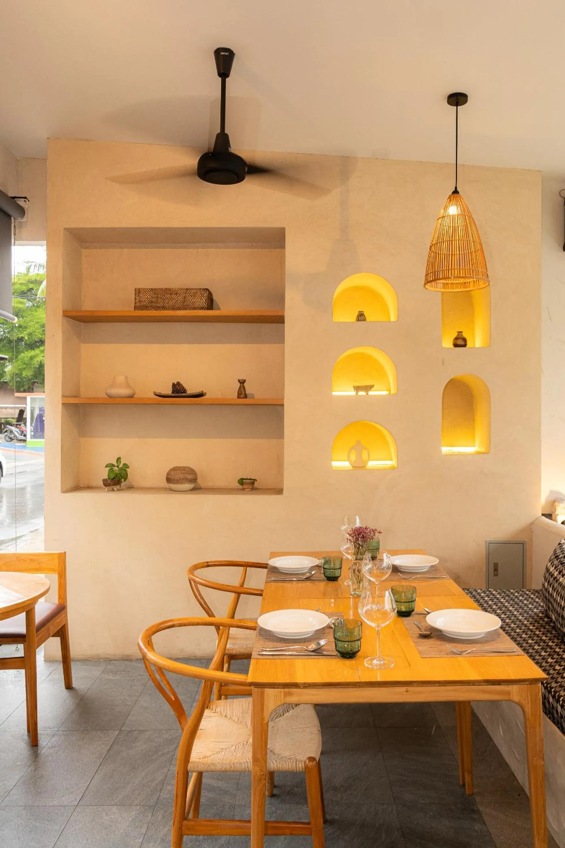 Restaurant/places to eat in Eden Resort & Villas Phuket Patong