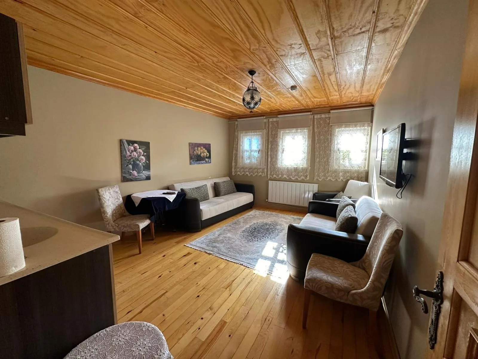 Hotel Buhara Family Inn