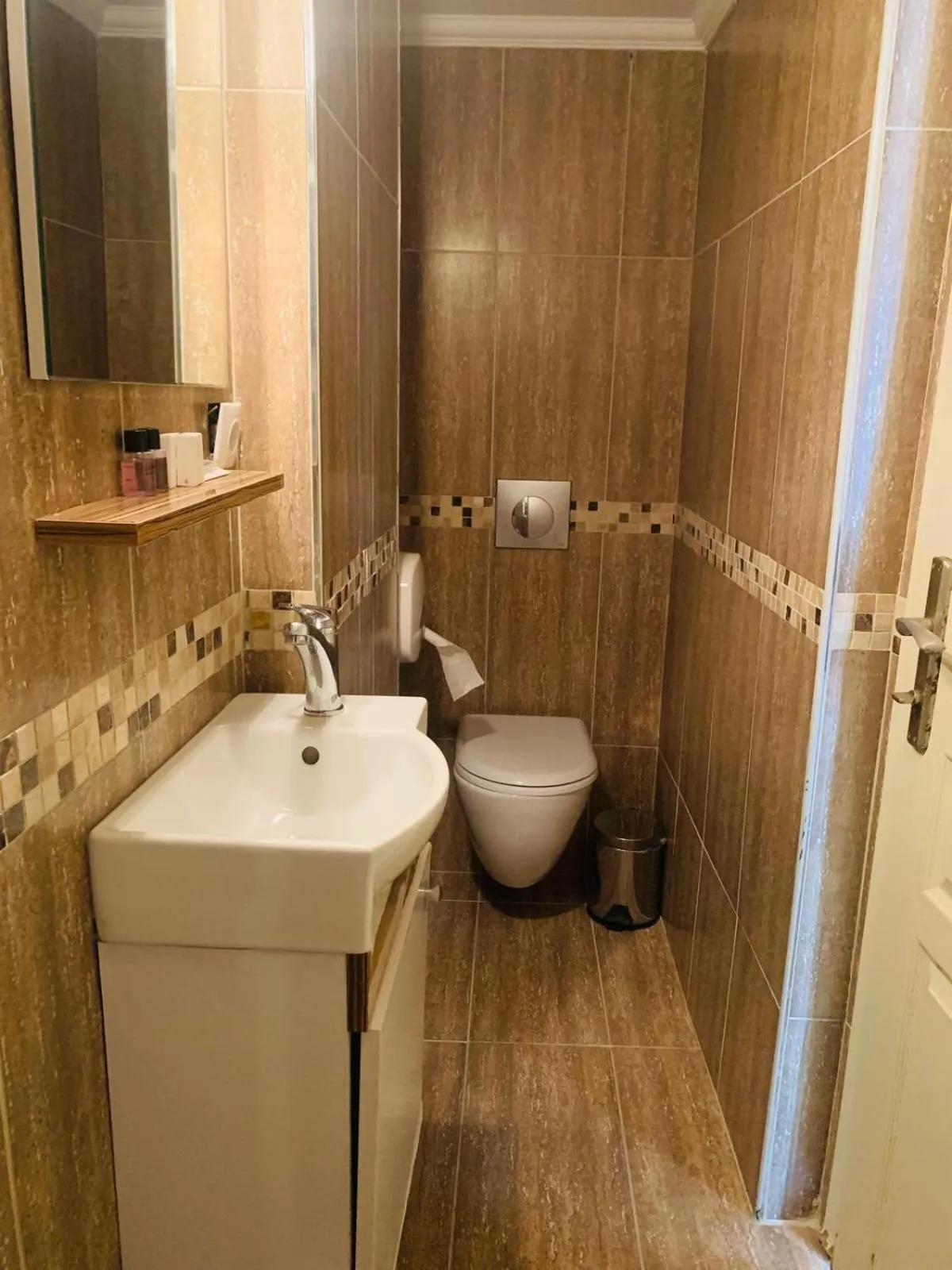 Hotel Buhara Family Inn