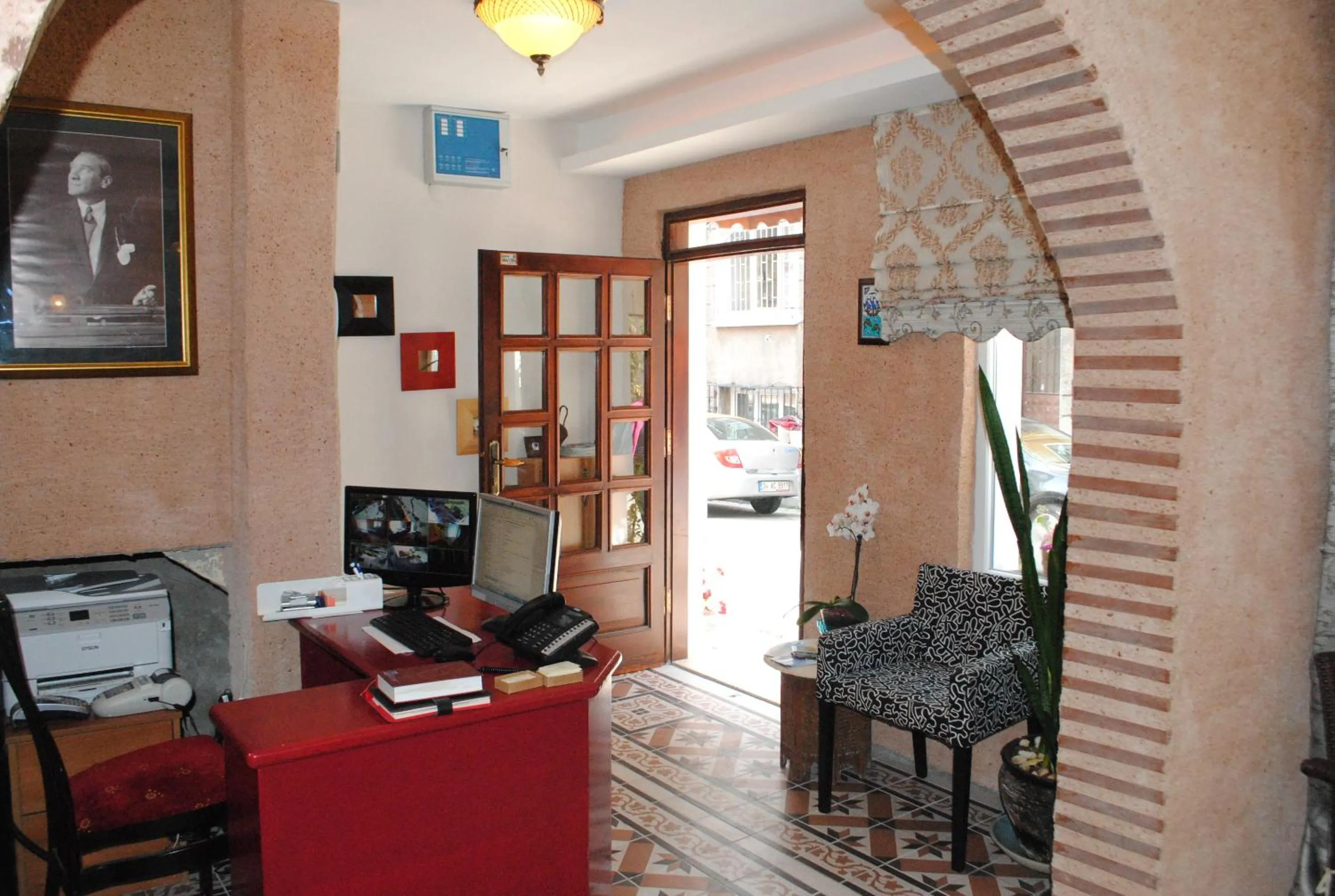 Lobby or reception in Hotel Buhara Family Inn