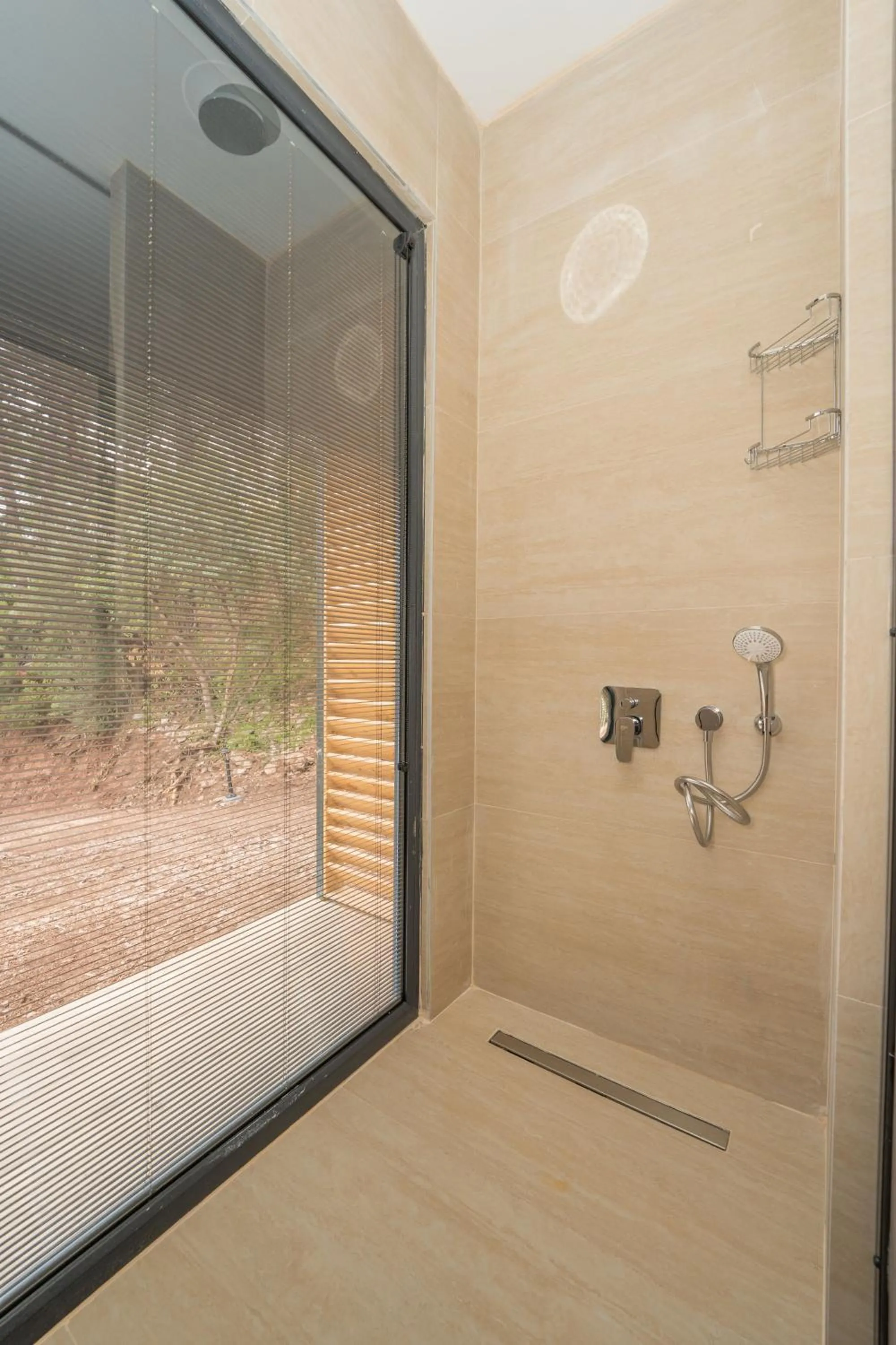 Shower in Sea Valley Lodge