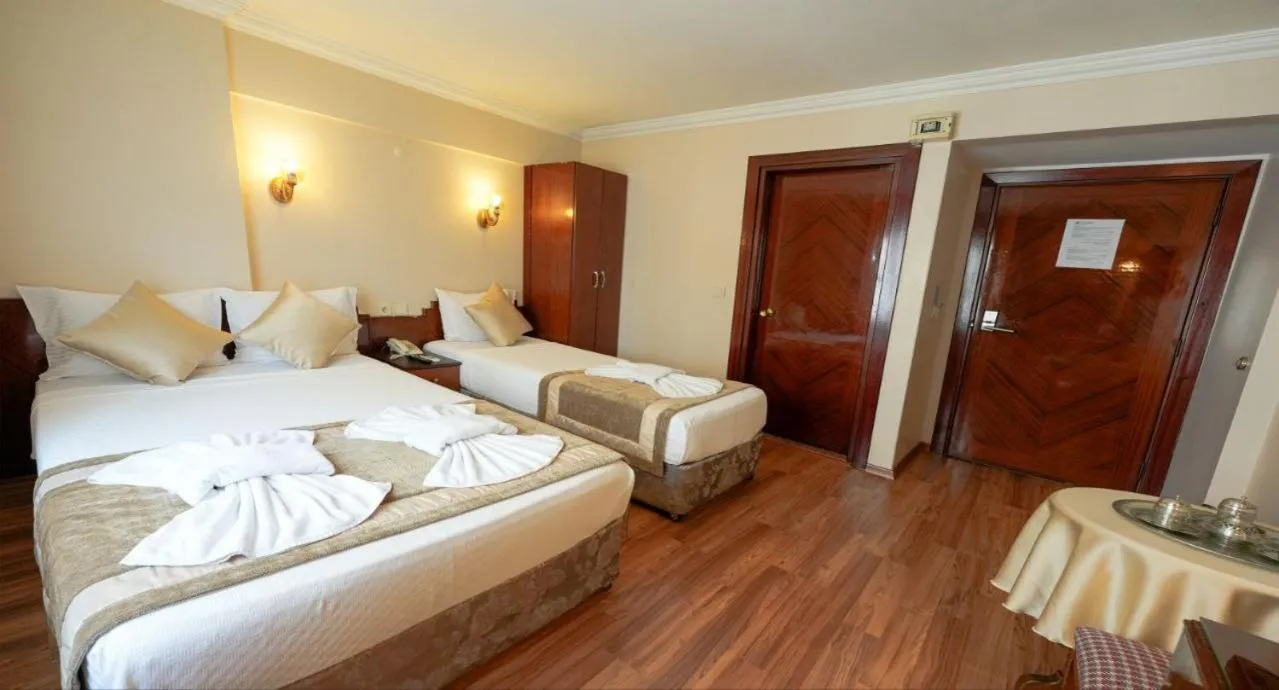 Bed in Hotel Akyildiz