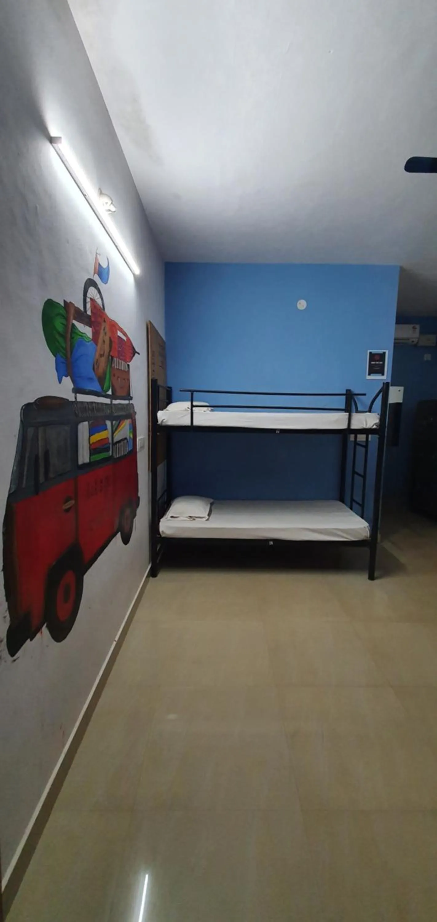 bunk bed, Bed in HosteLife Gokarna