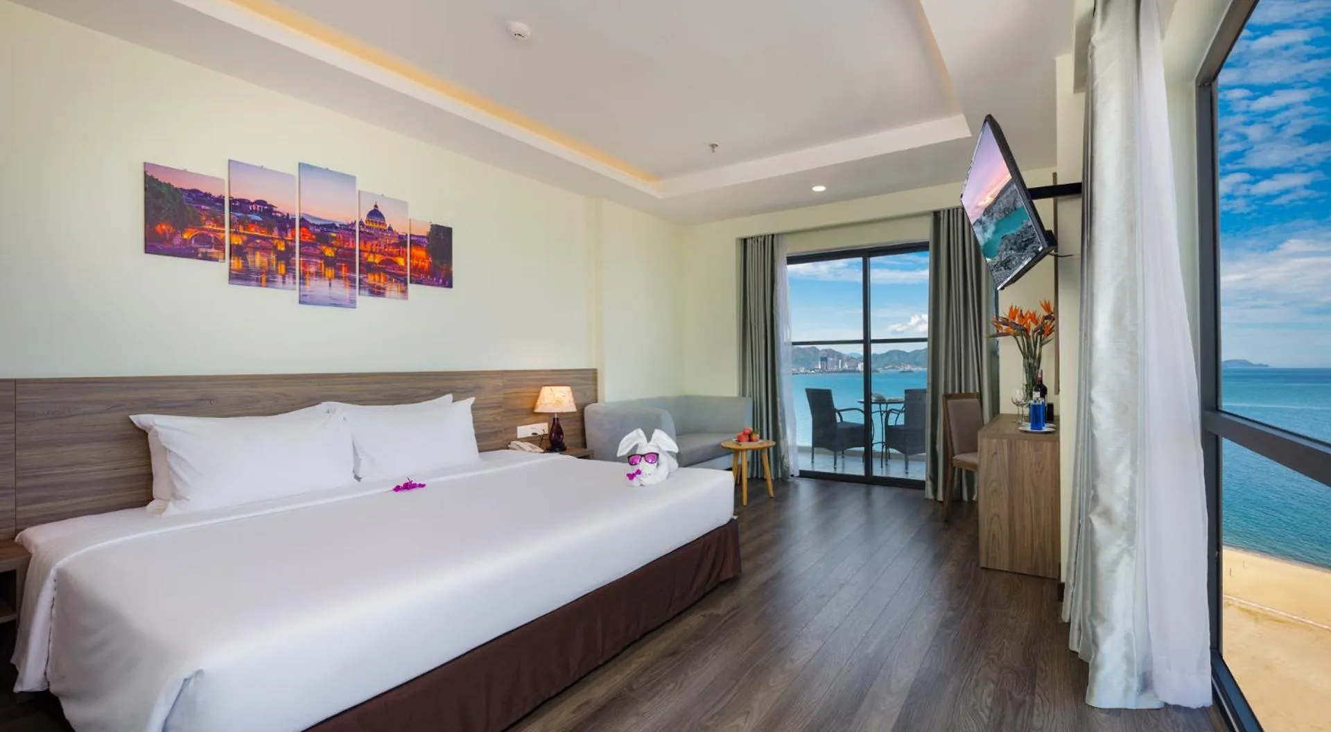 Bedroom, Bed in Xavia Hotel