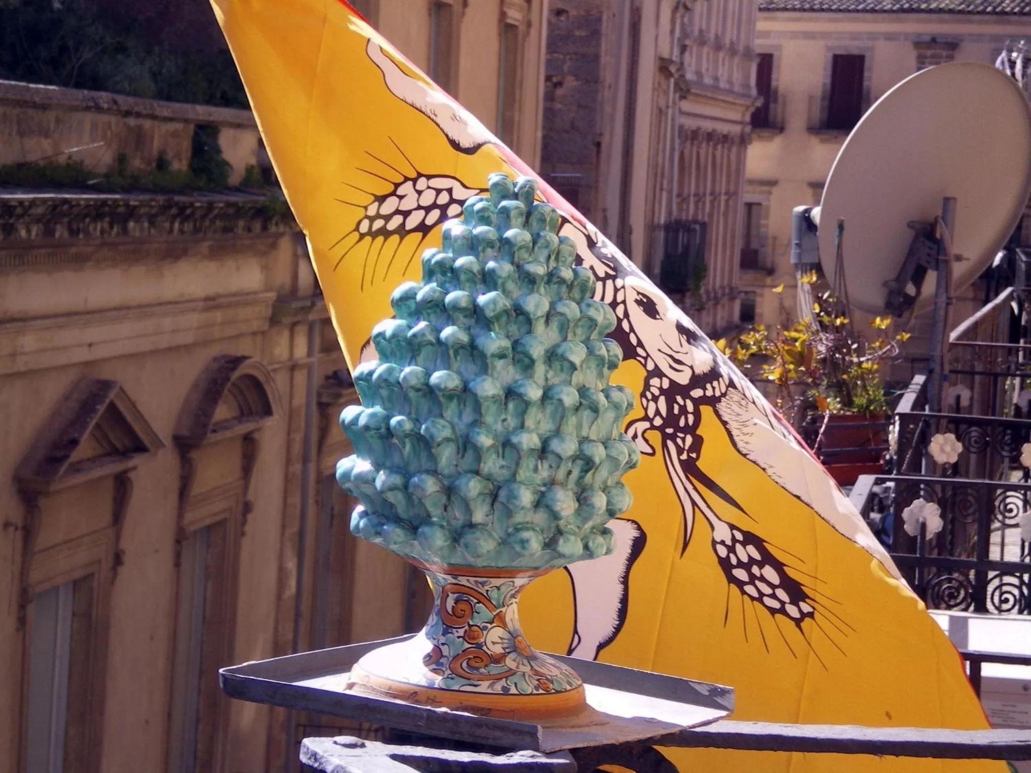 Decorative detail in Palazzo Aprile