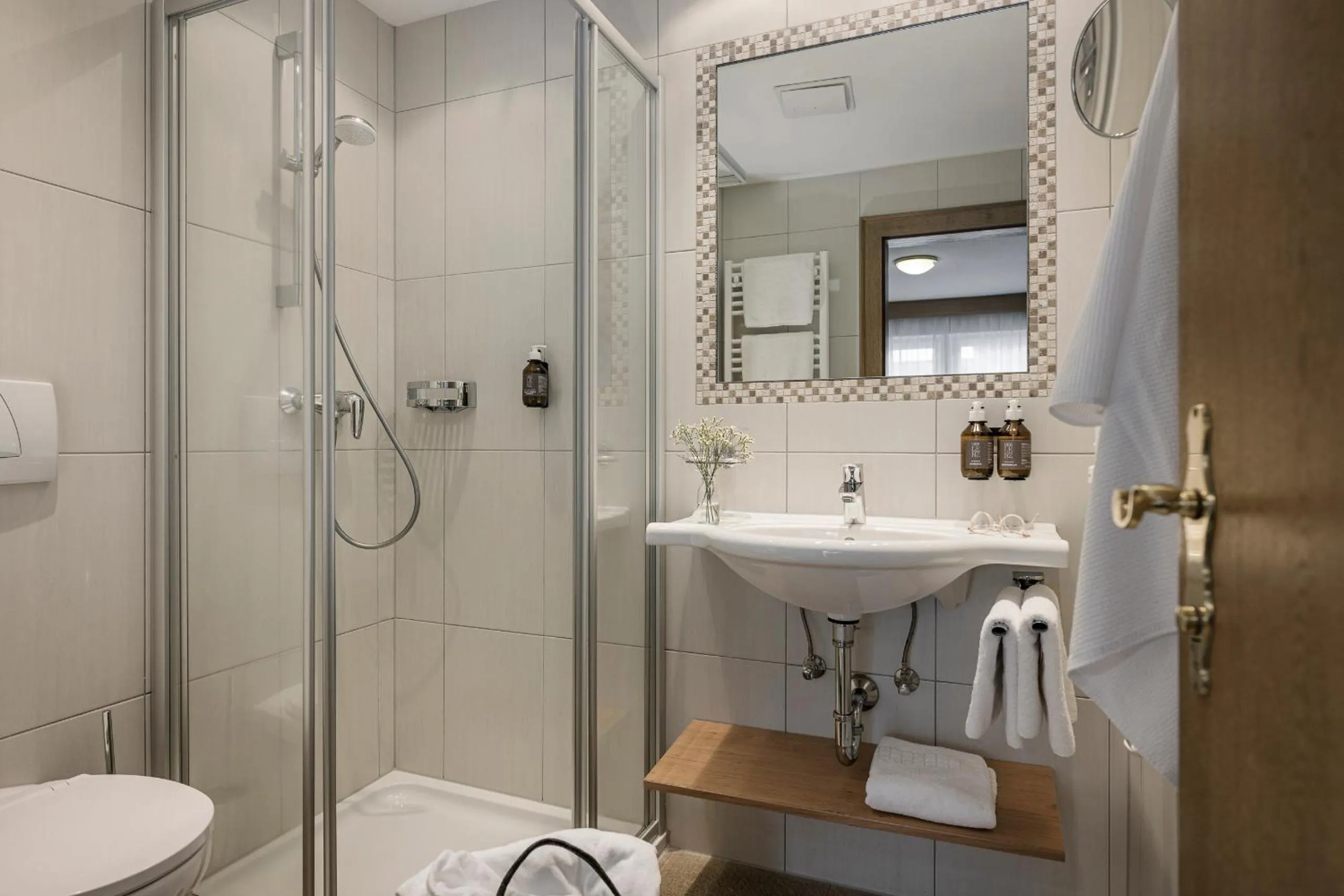 Bathroom in Hotel Lenz