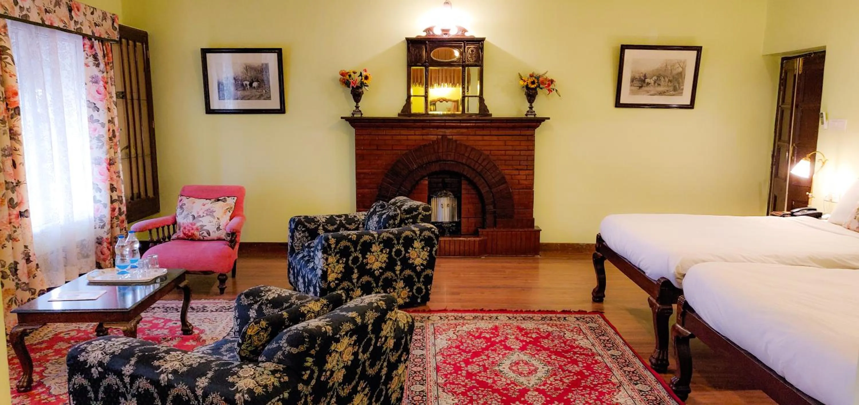 Bed in WelcomHeritage Kasmanda Palace