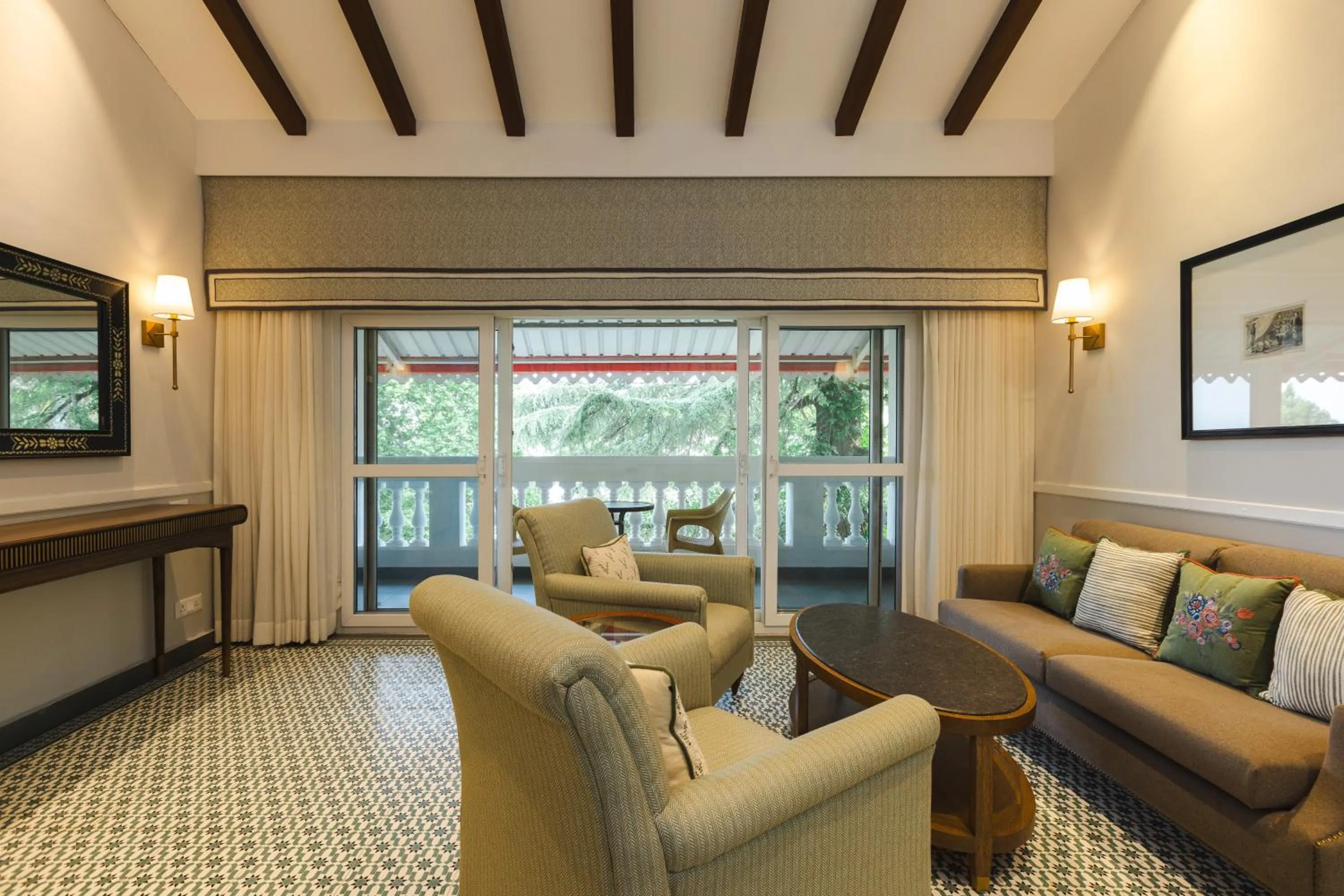 Living room in WelcomHeritage Kasmanda Palace