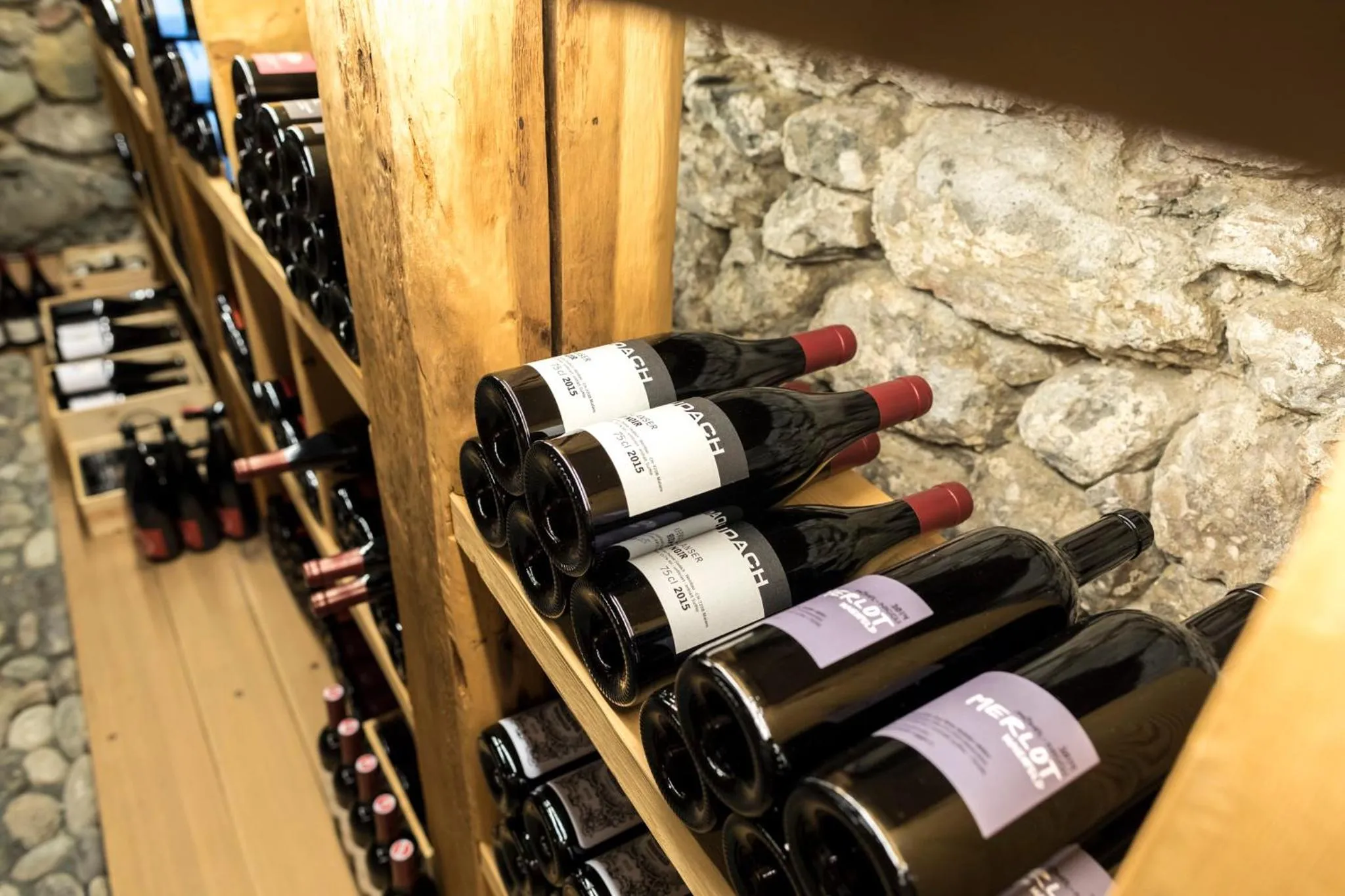 Decorative detail in Relais & Châteaux IN LAIN Hotel Cadonau