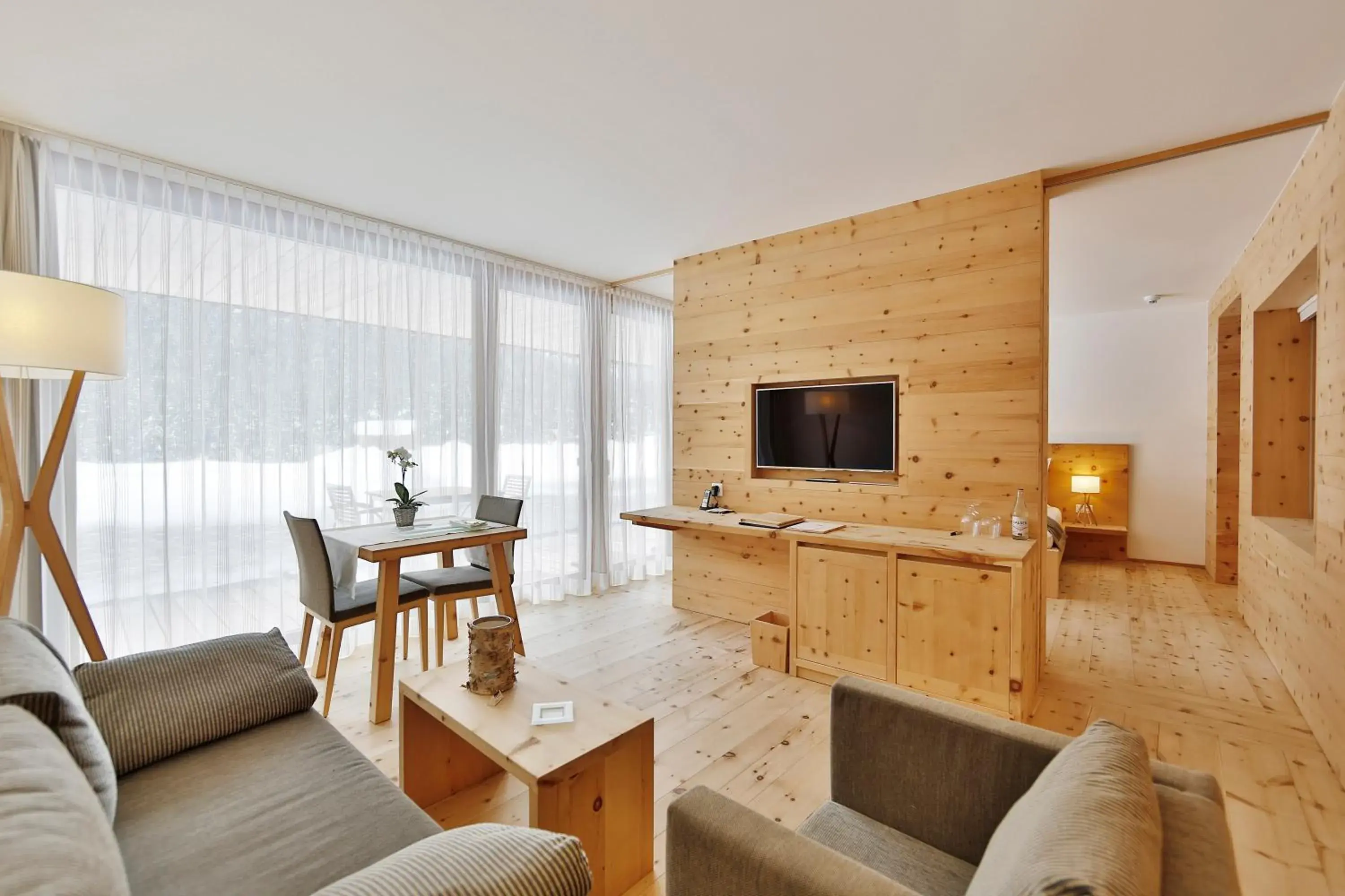 Suite with Garden - single occupancy in Relais & Châteaux IN LAIN Hotel Cadonau Suite with Garden - single occupancy in Relais & Châteaux IN LAIN Hotel Cadonau