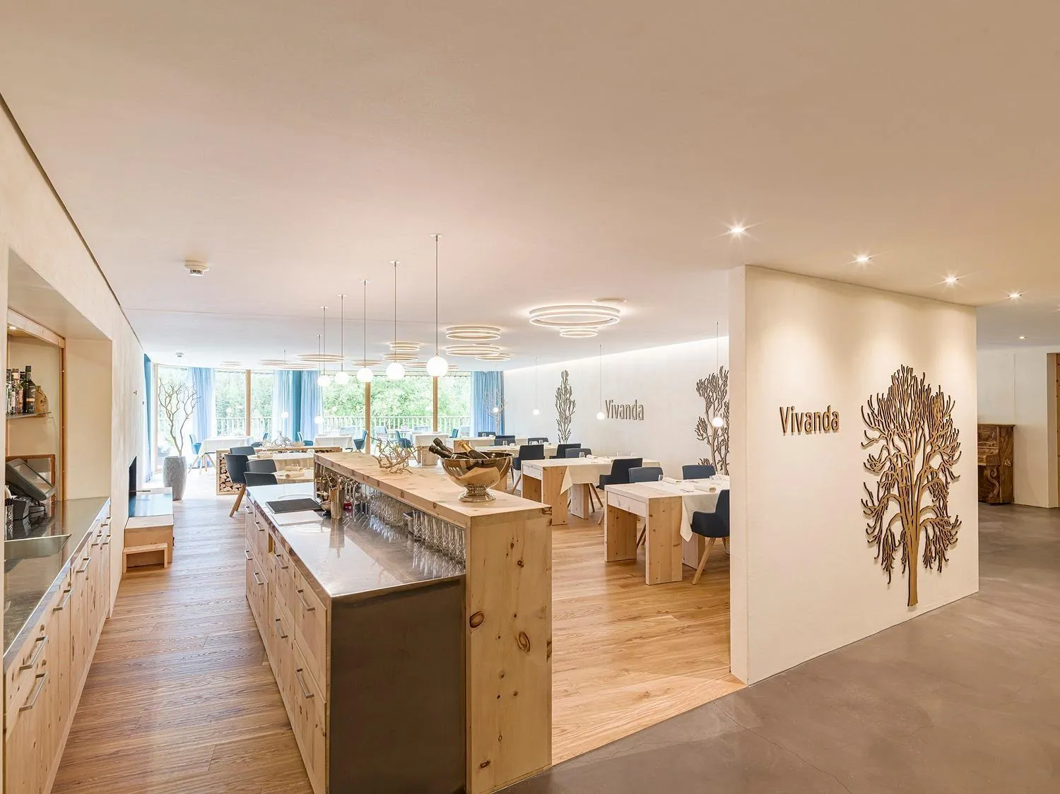 Restaurant/places to eat in Relais & Châteaux IN LAIN Hotel Cadonau