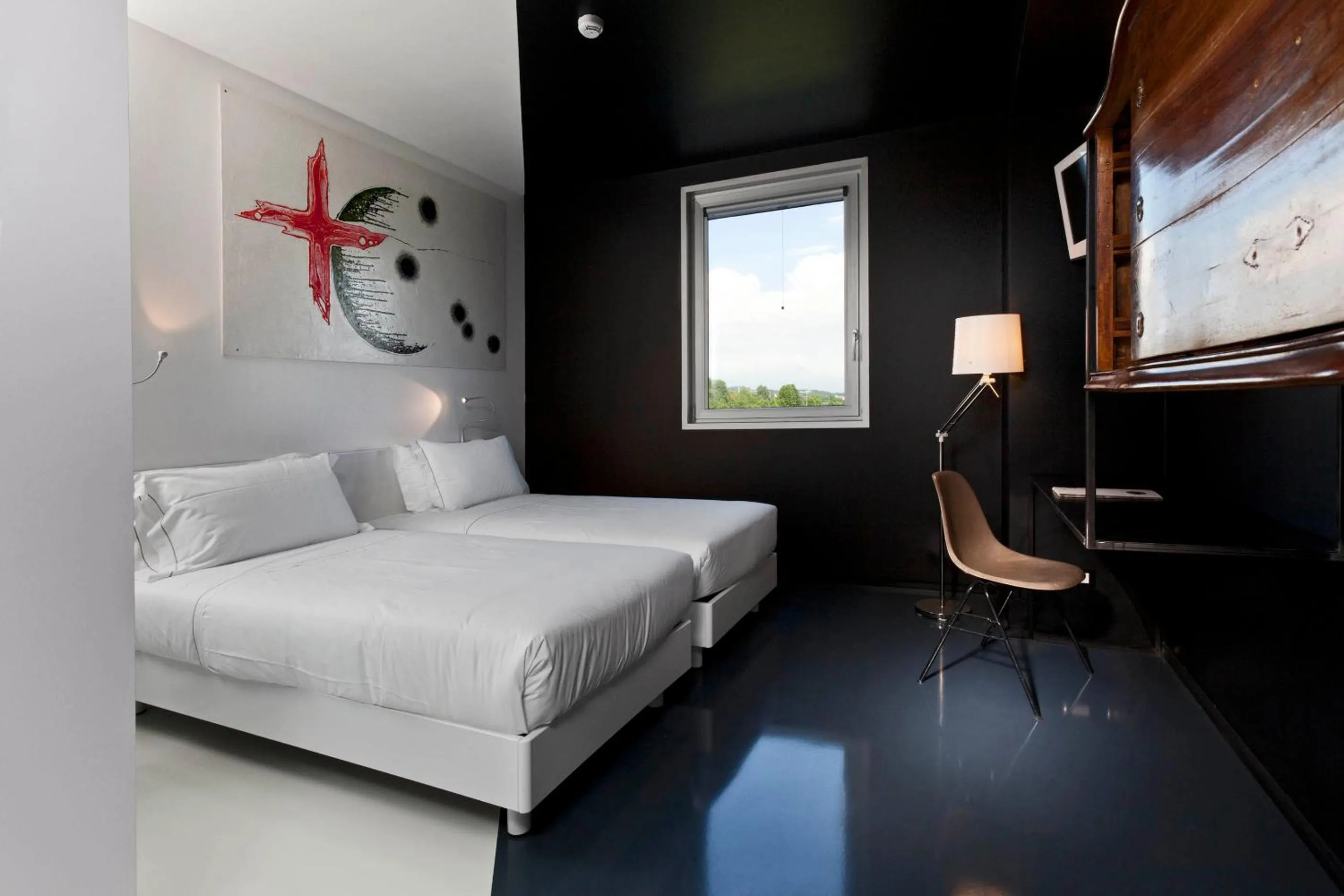 Photo of the whole room, Bed in Aiden by Best Western JHD Dunant Hotel