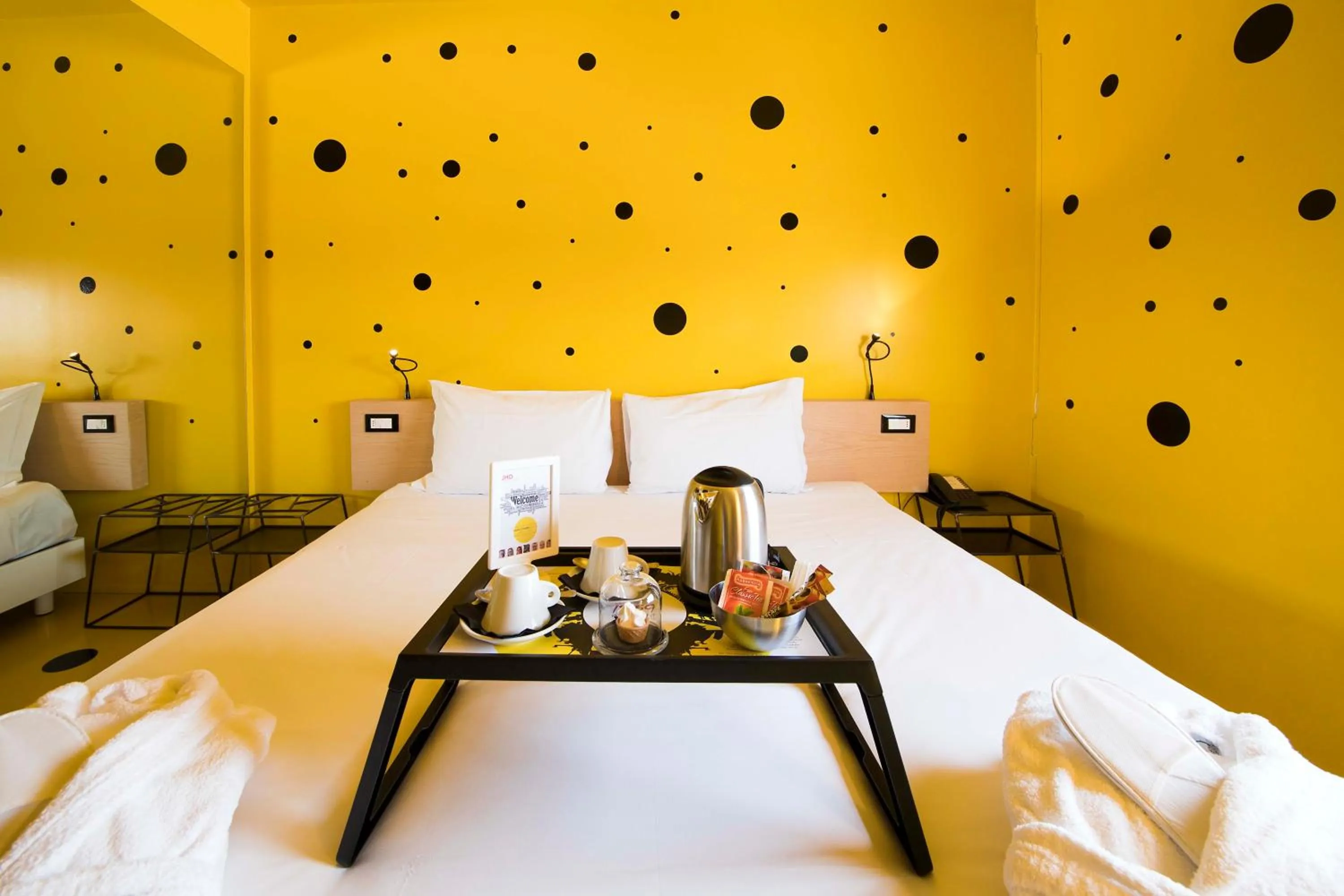 Photo of the whole room, Bed in Aiden by Best Western JHD Dunant Hotel