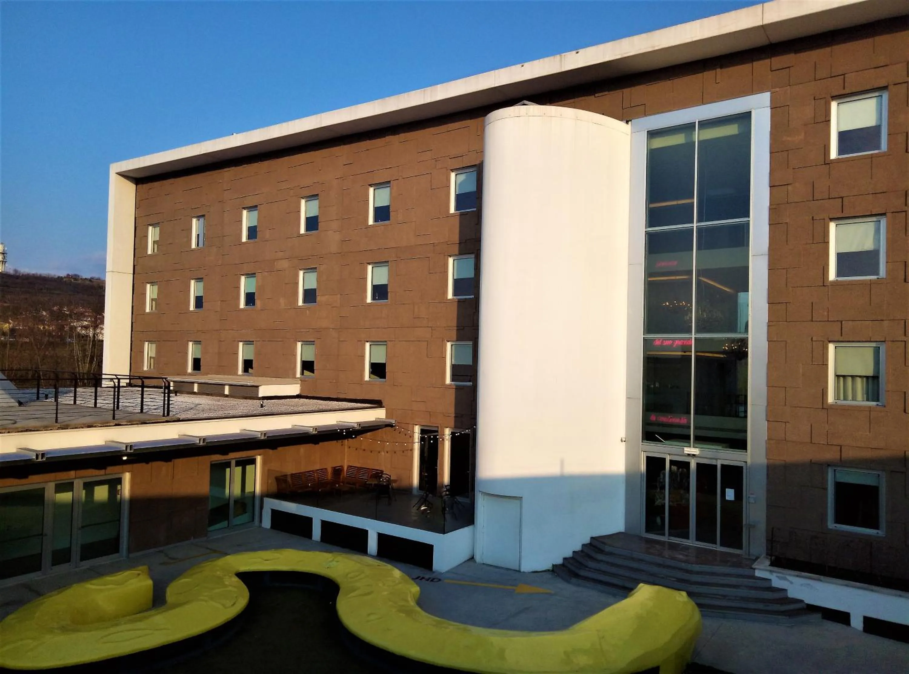 Property building in Aiden by Best Western JHD Dunant Hotel