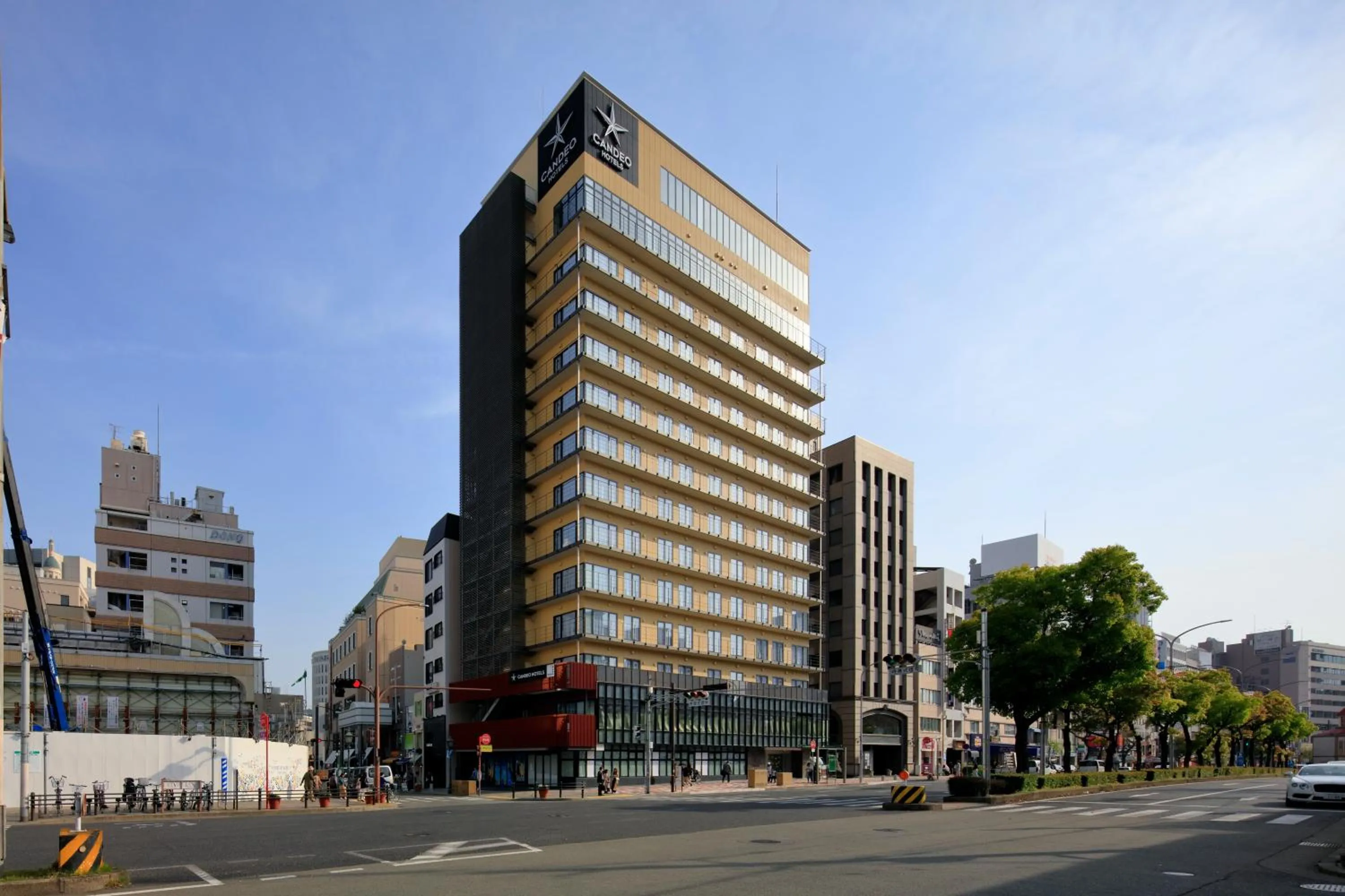 Property building in Candeo Hotels Kobe Tor Road