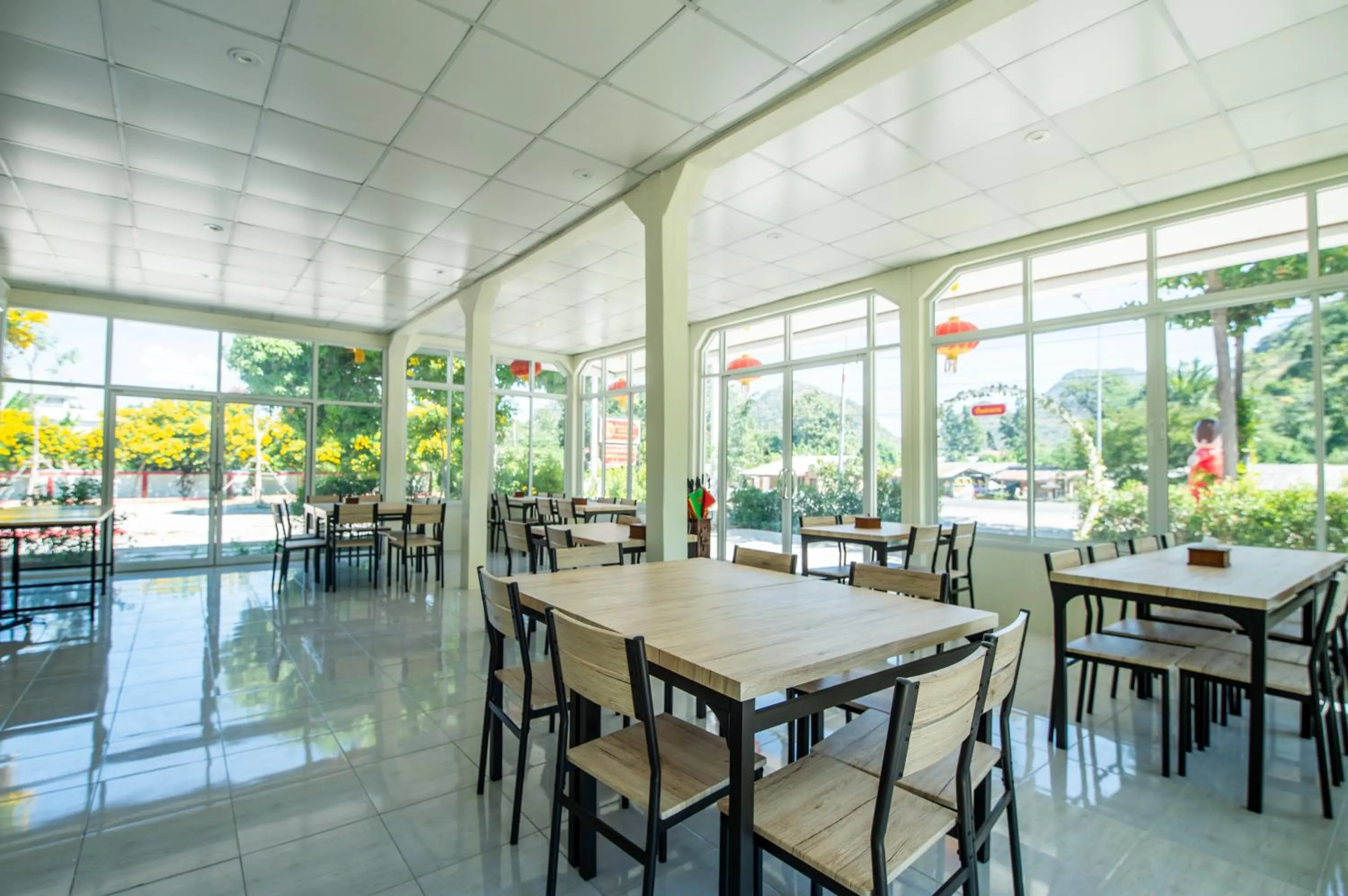 Restaurant/places to eat in Golden Dragon Kanchanaburi