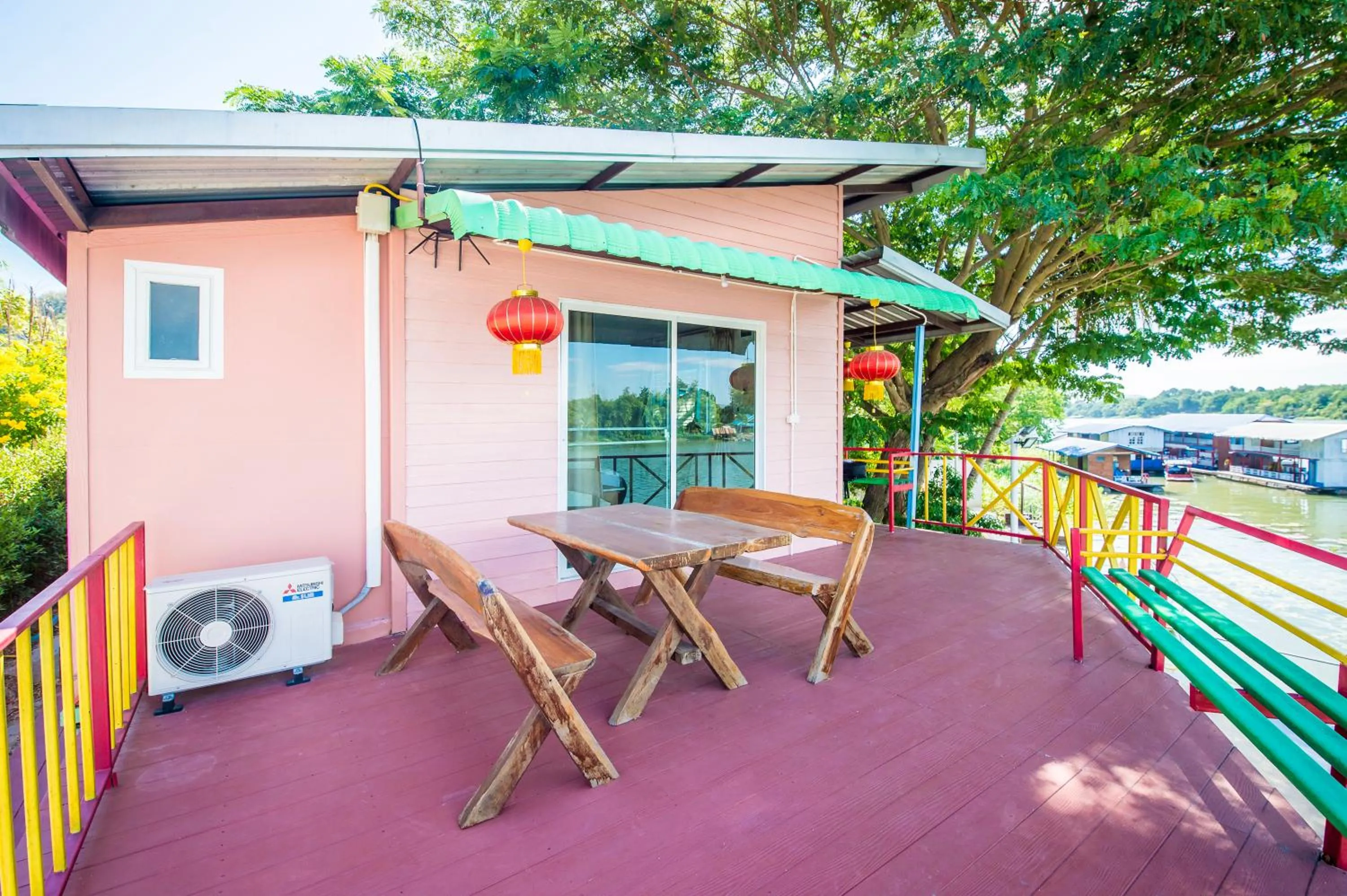 Patio in Golden Dragon Kanchanaburi