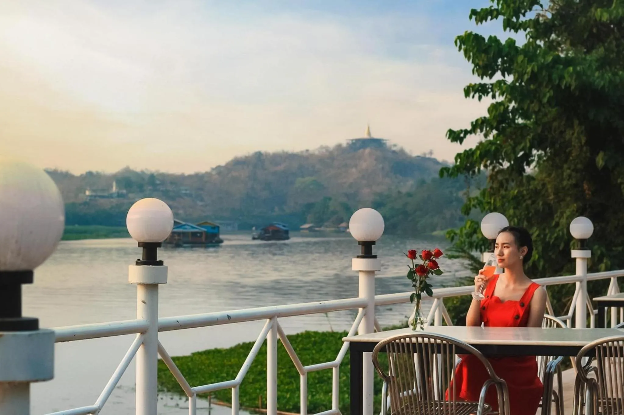 People in Golden Dragon Kanchanaburi