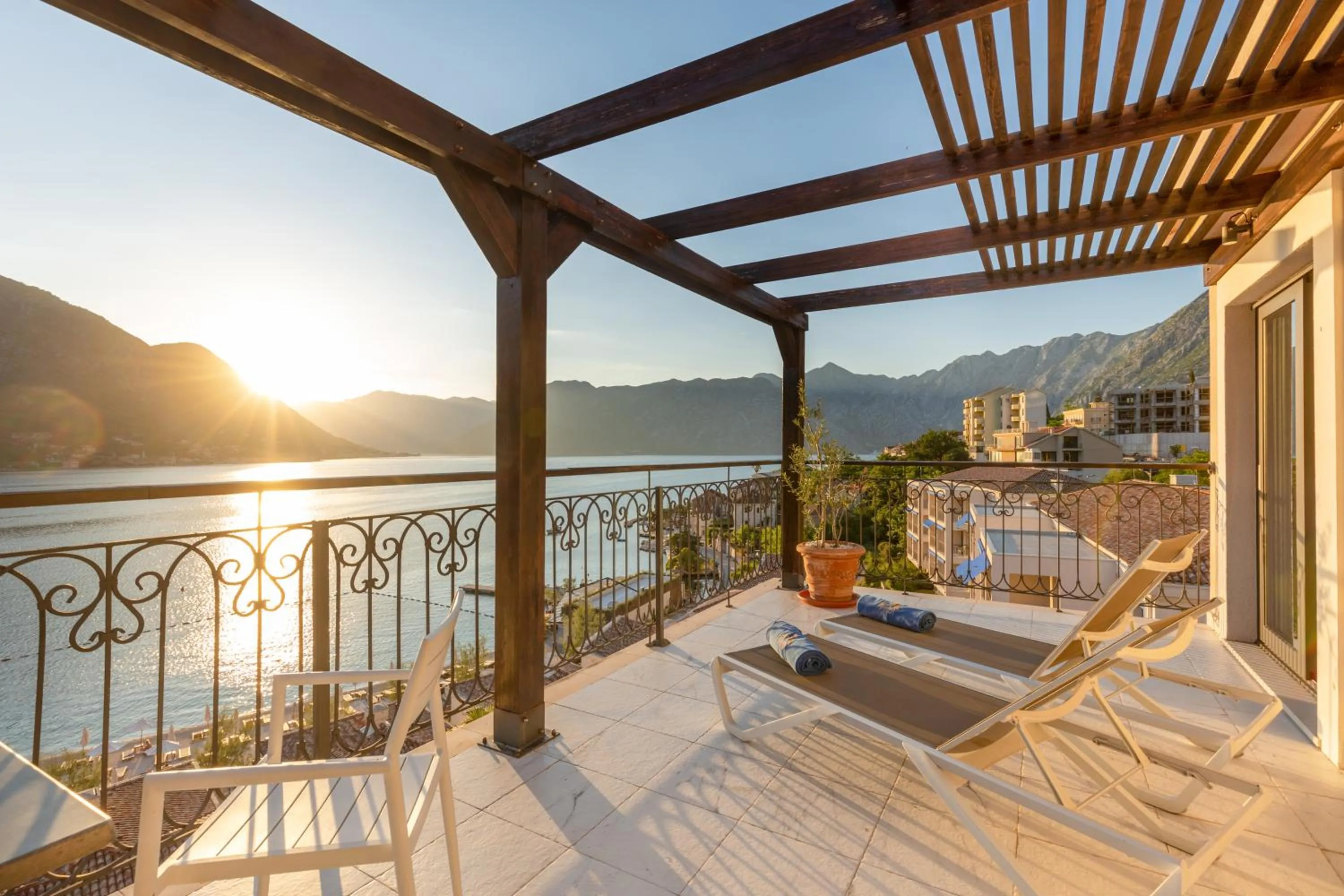 Balcony/Terrace in HUMA Kotor Bay Hotel and Villas