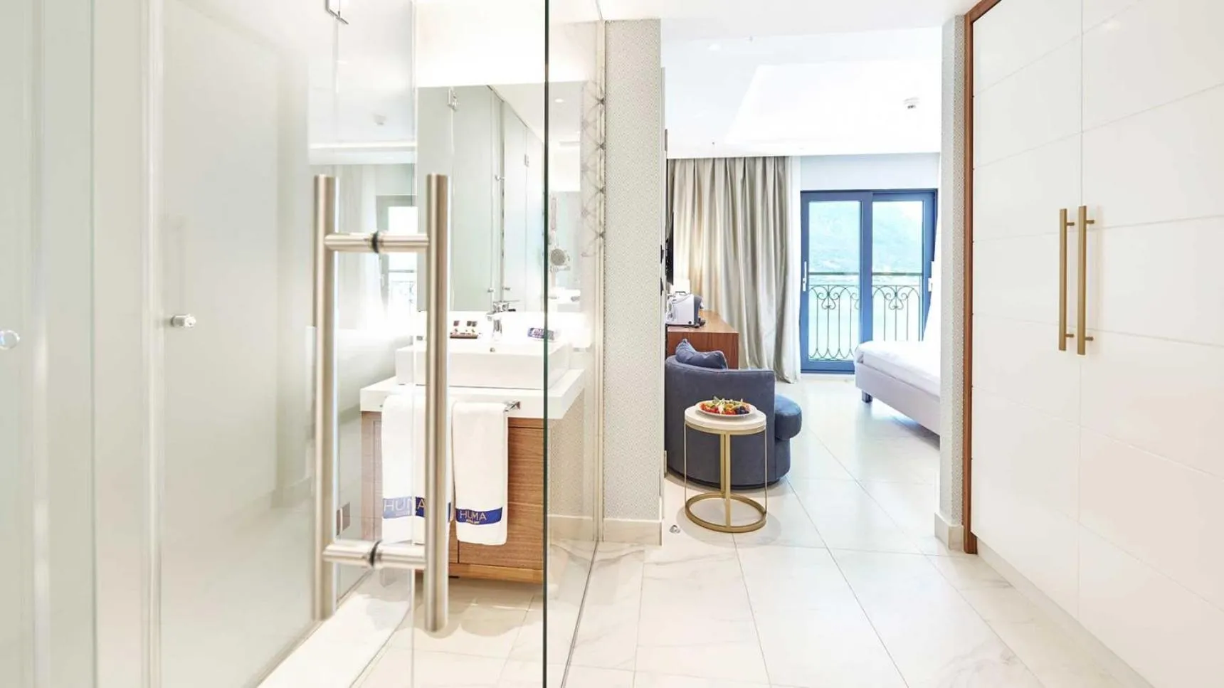 Bedroom, Bed in HUMA Kotor Bay Hotel and Villas