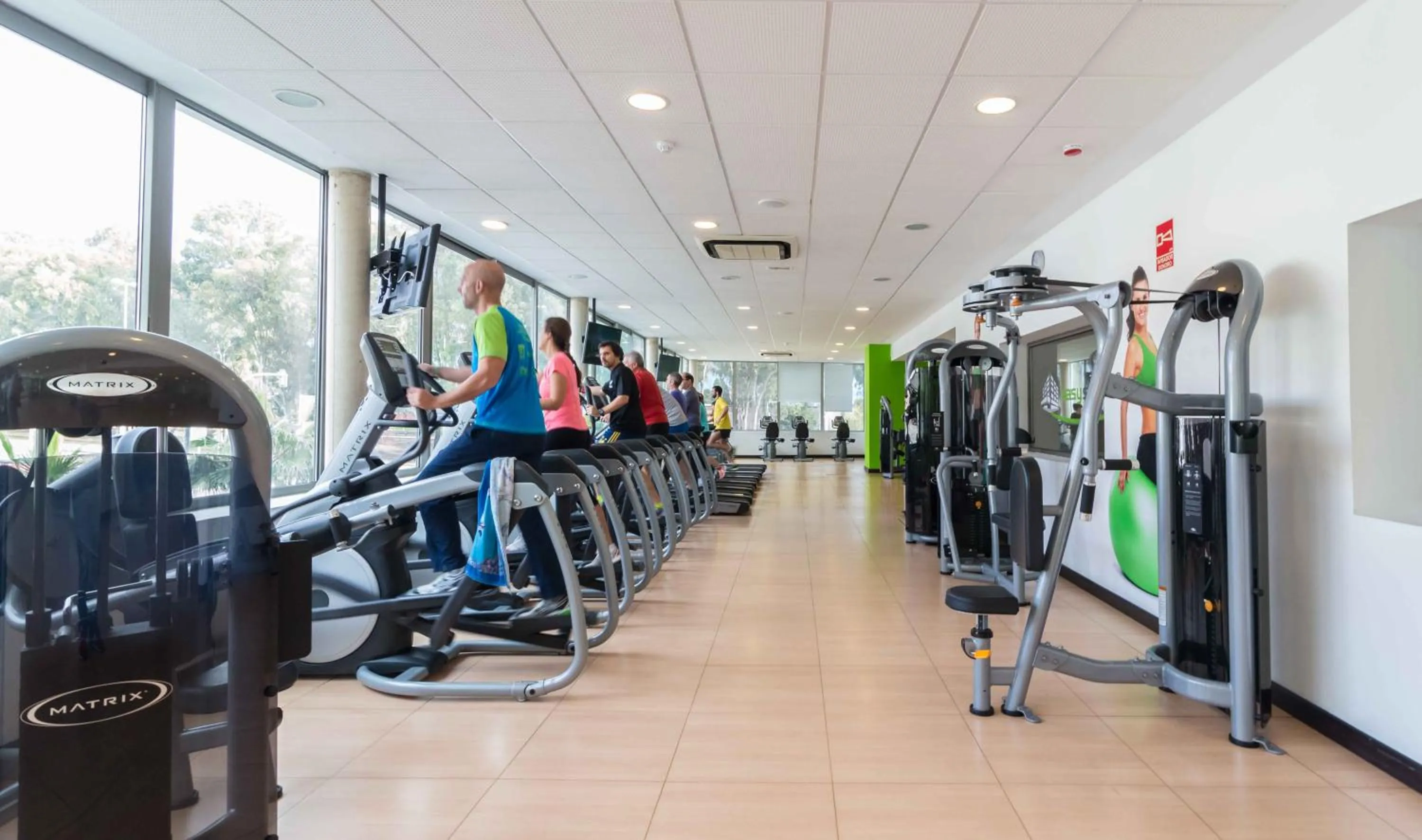 Fitness centre/facilities in Suittes Hotel