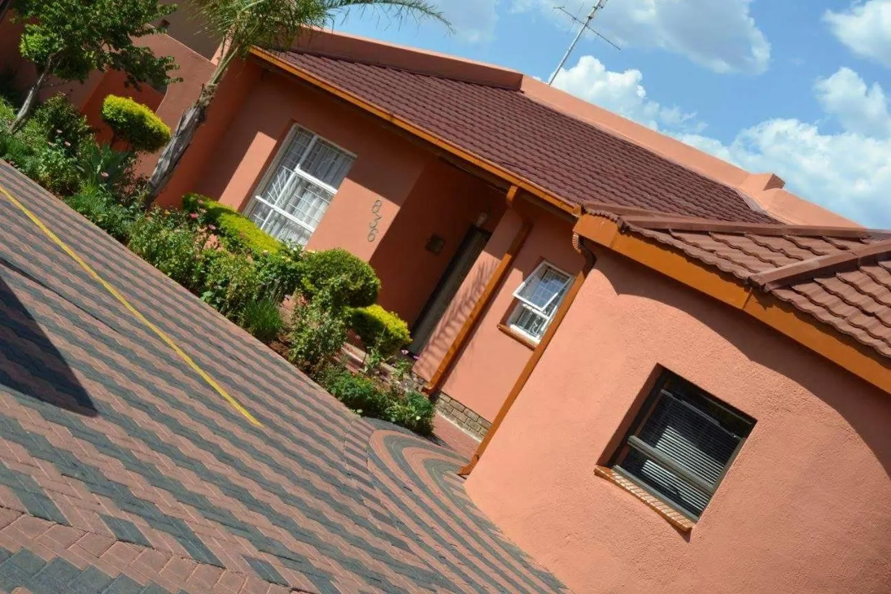 Property building in Legae La Tshepo