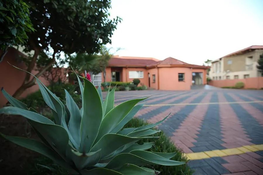 Property building in Legae La Tshepo