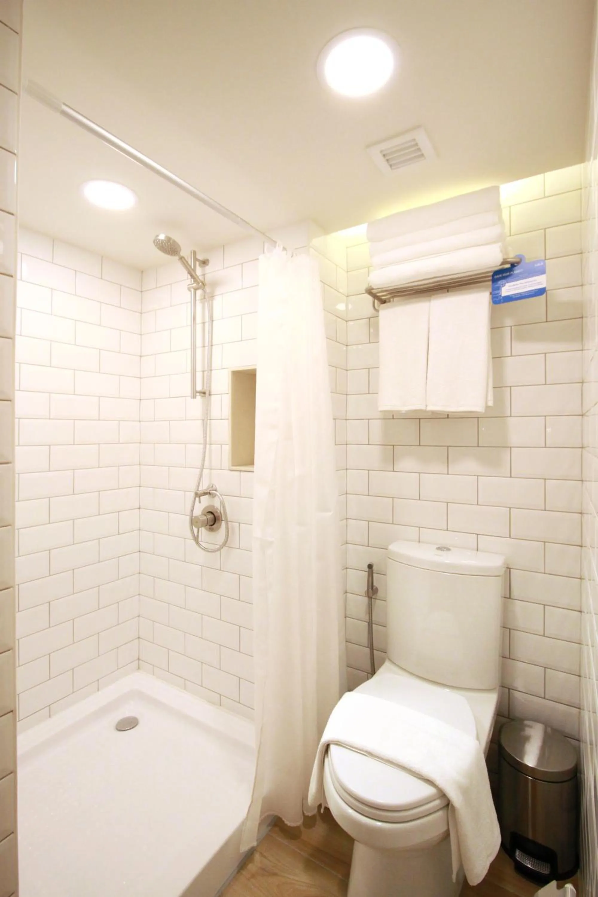 Shower in Lub d Manila Makati - Central Makati, Near Nightlife