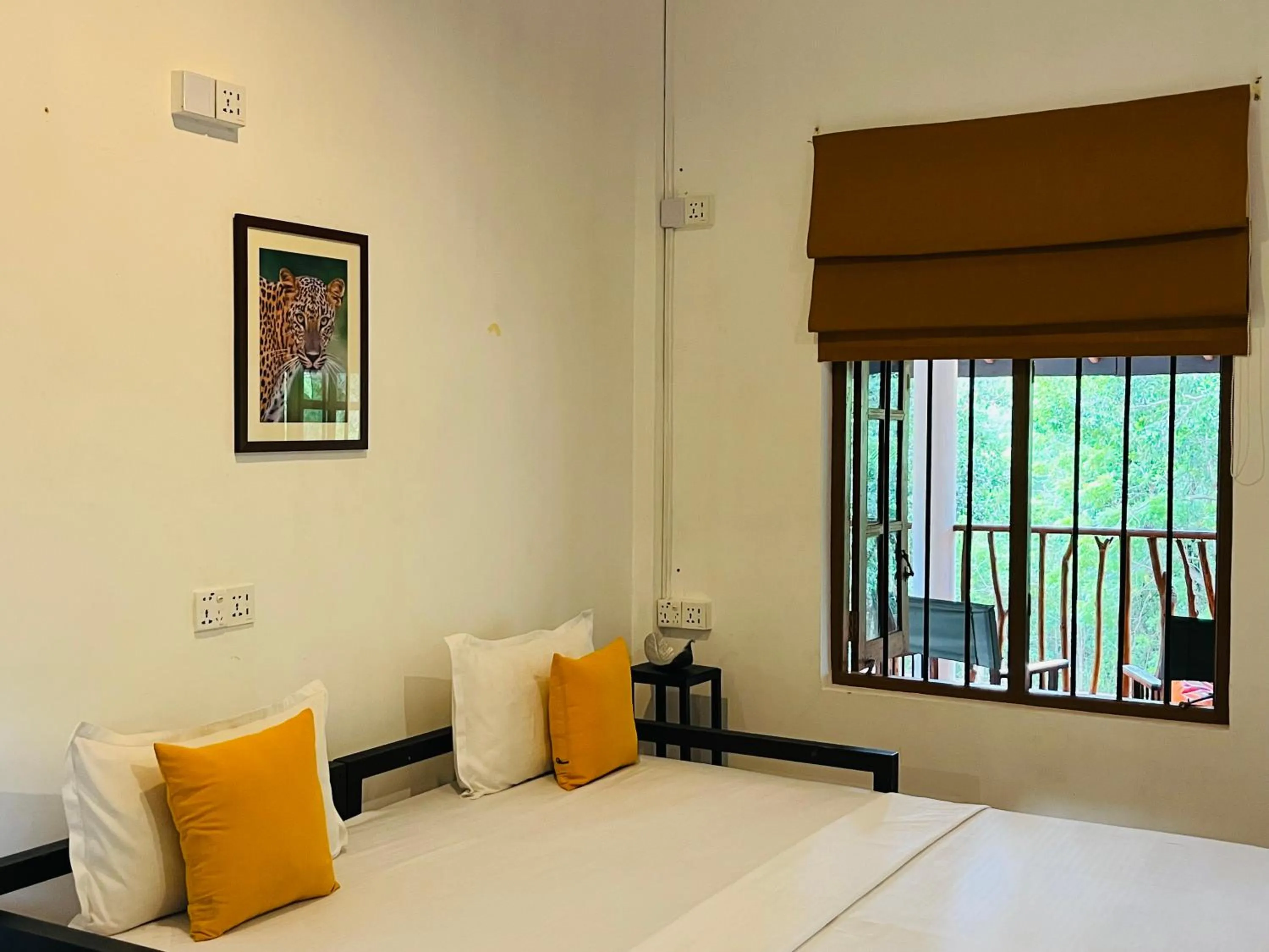 Bedroom, Bed in Funky Leopard Safari Lodge Bordering Yala National Park