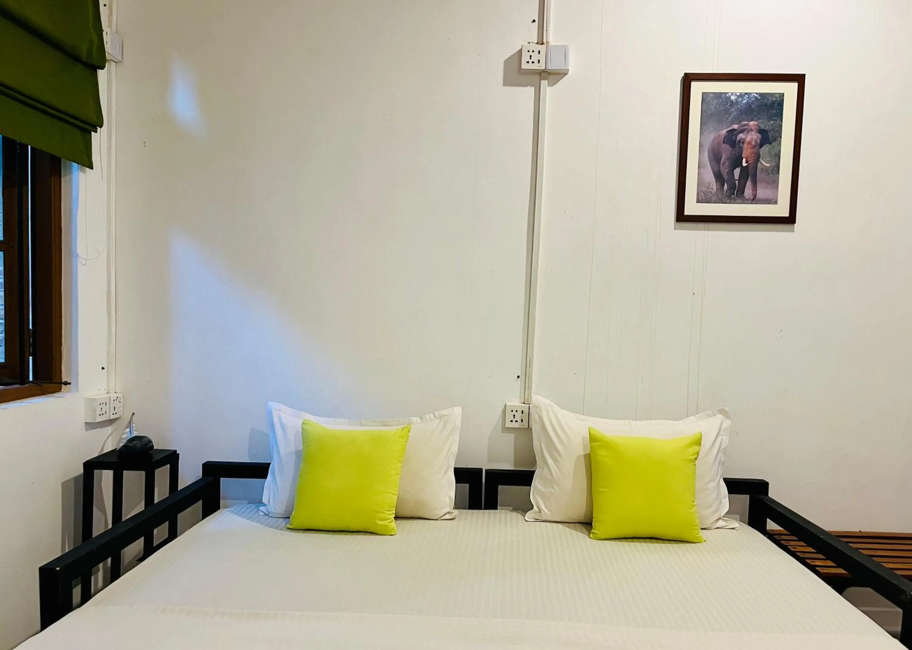 Bedroom, Bed in Funky Leopard Safari Lodge Bordering Yala National Park