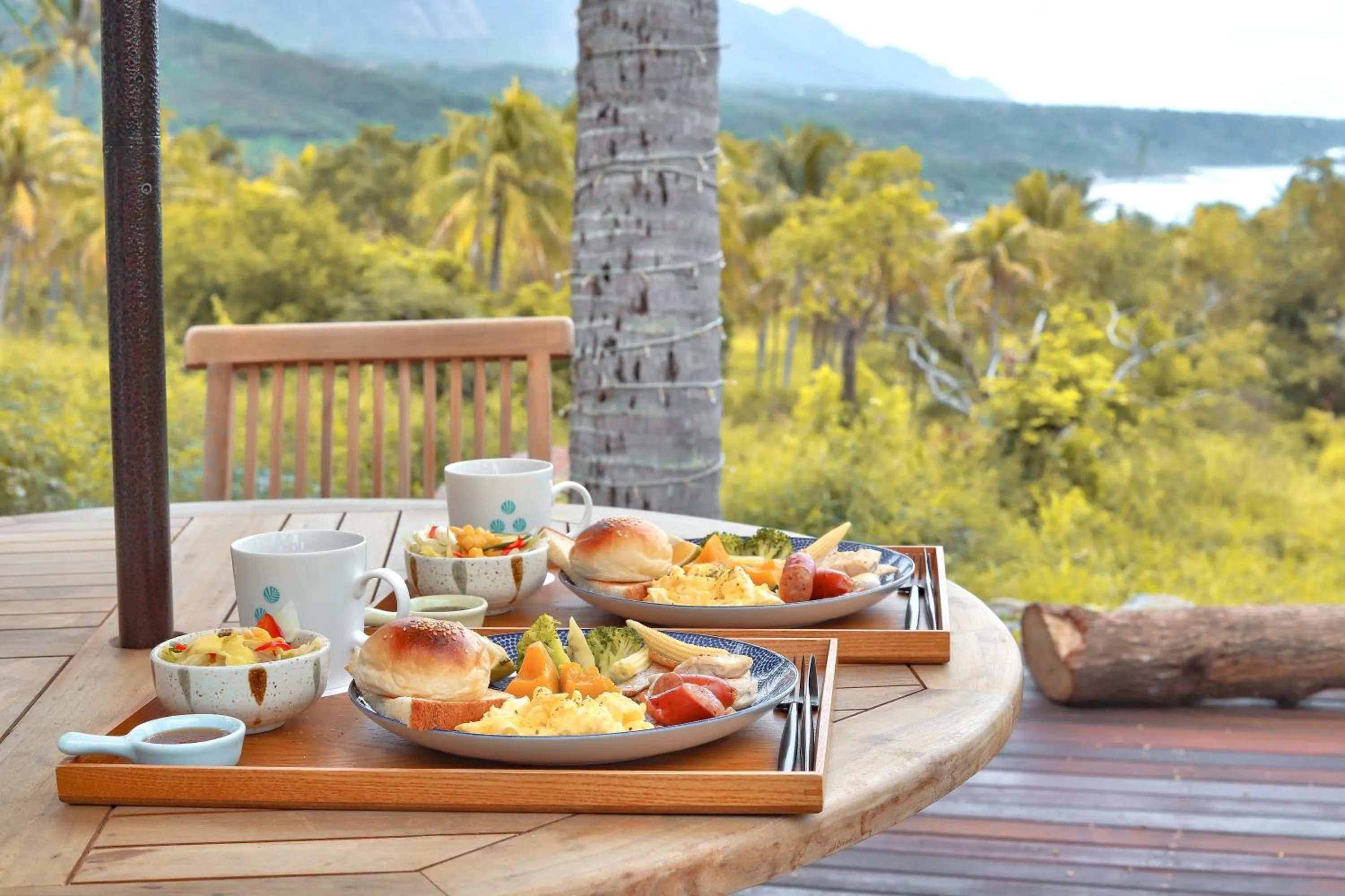 Breakfast in Rich Sunshine Inn