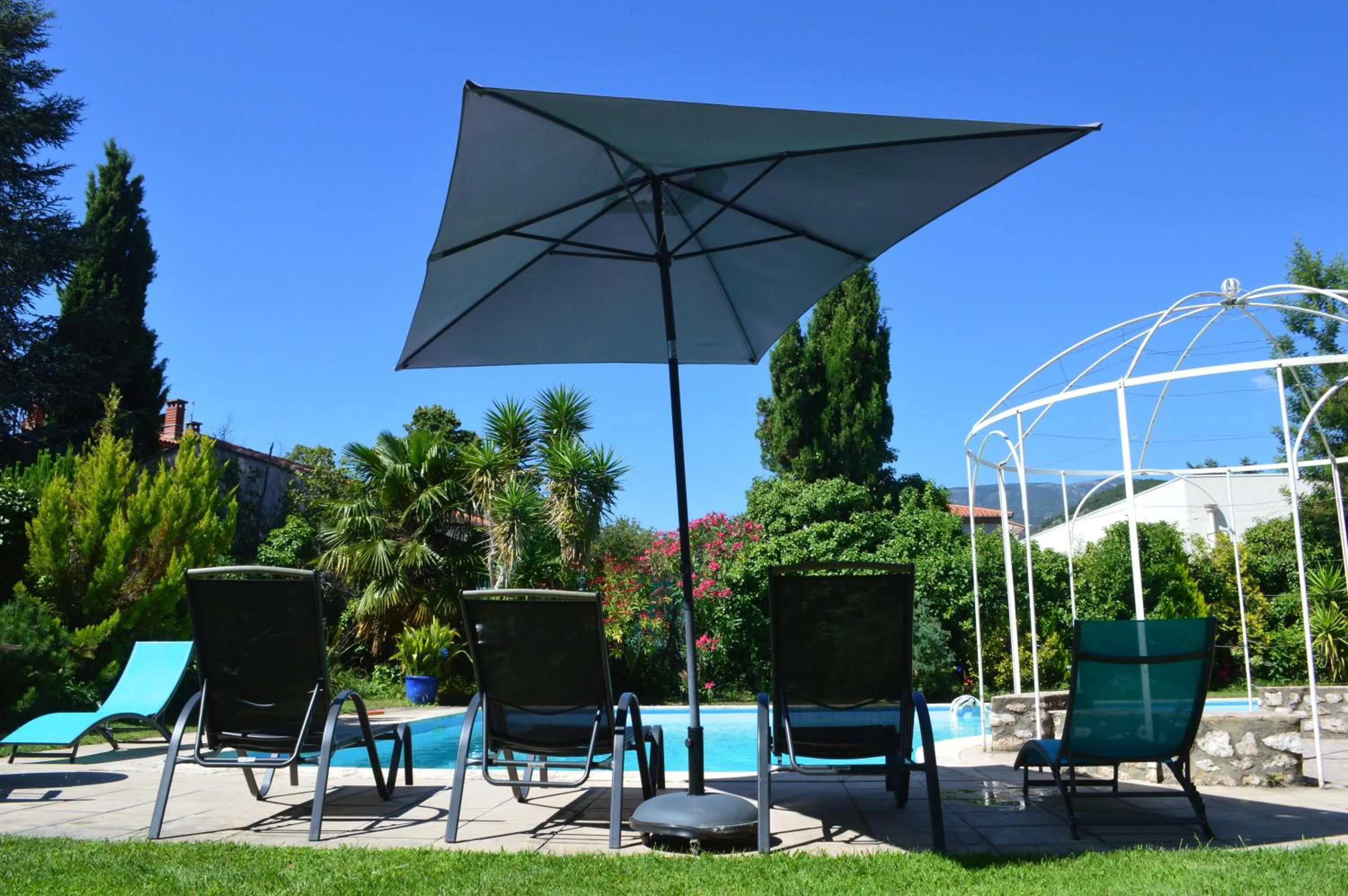 Swimming pool in Villa Lafabregue