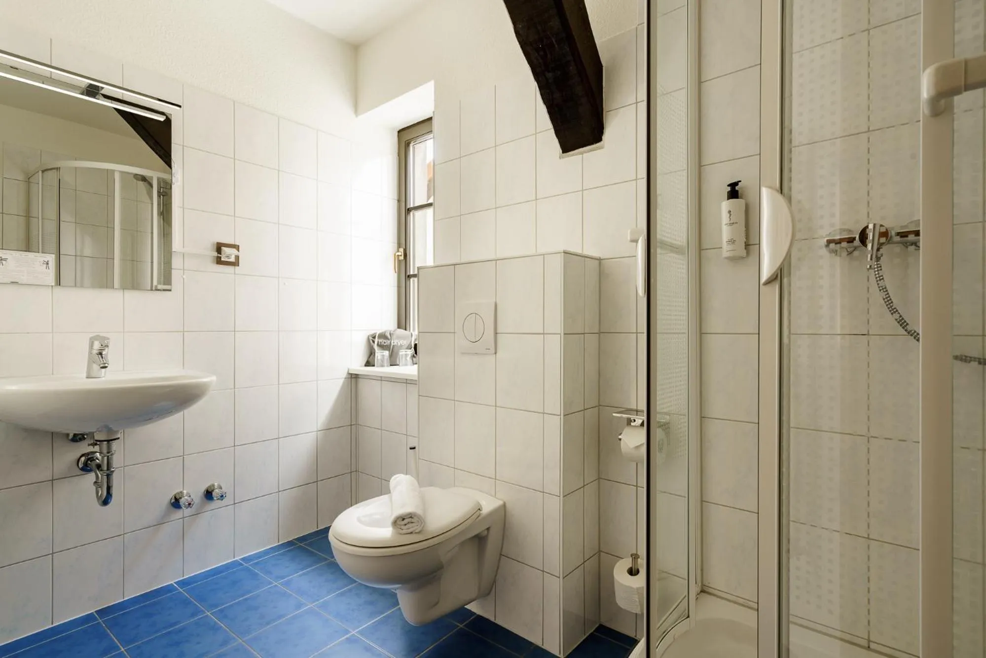 Shower in Hotel Waren-Alte Warener Zeitung